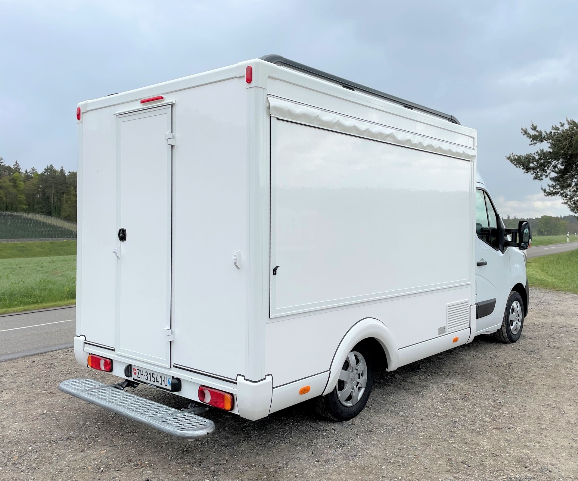 RENAULT Back-Master 330-image-5
