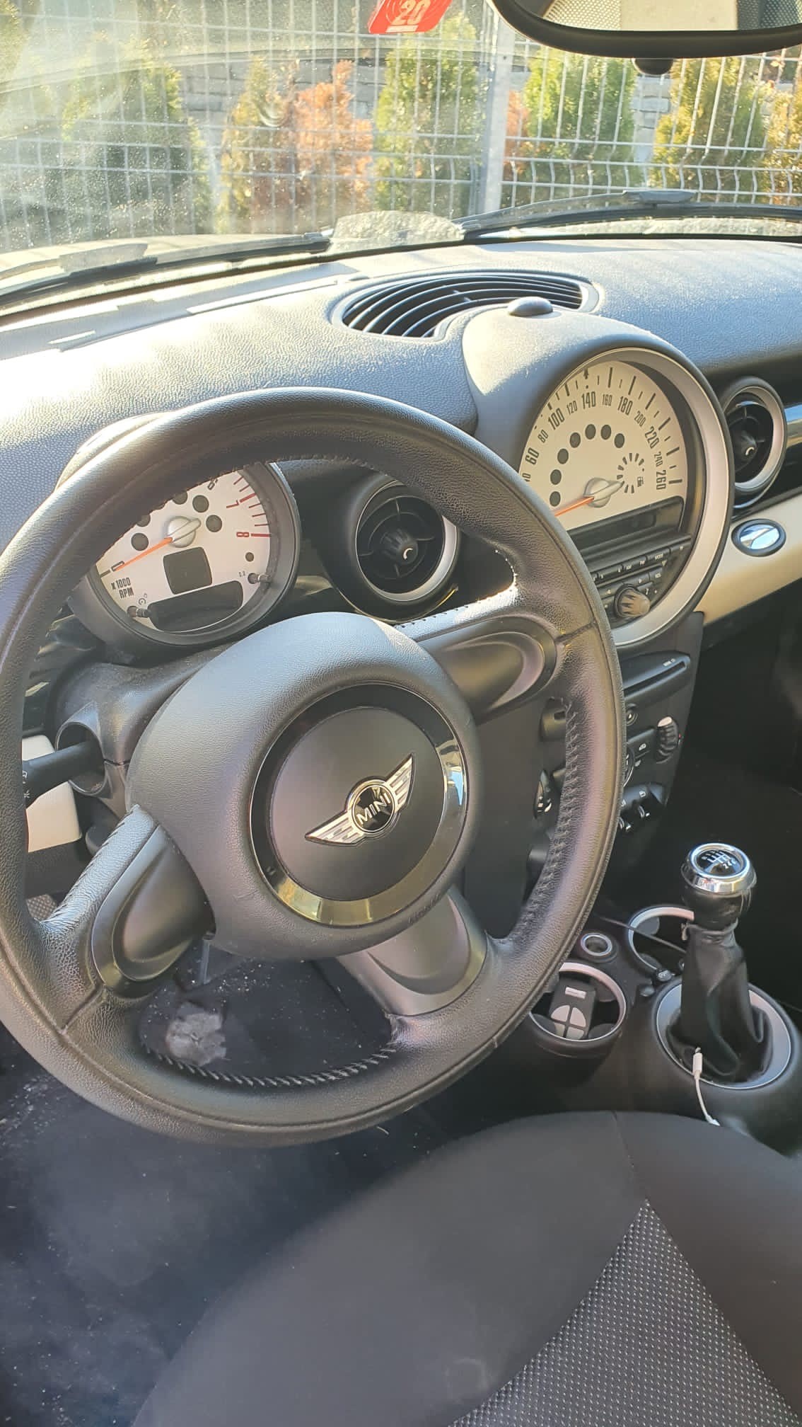 MINI Mini One-image-4
