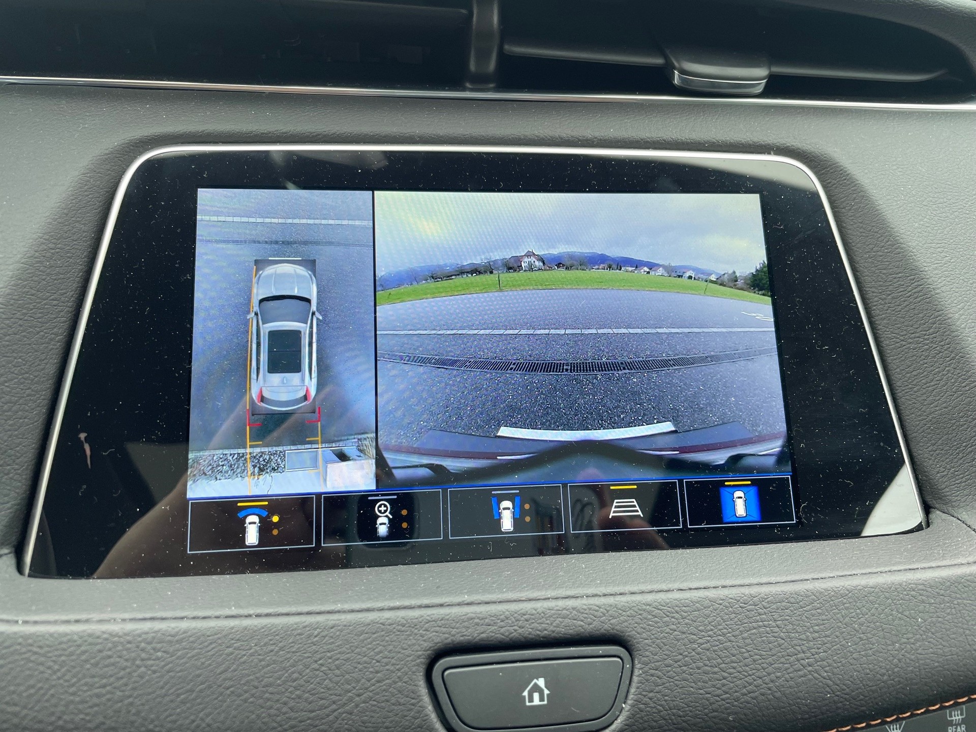 CADILLAC XT4 350T 2.0 Sport AWD-image-18
