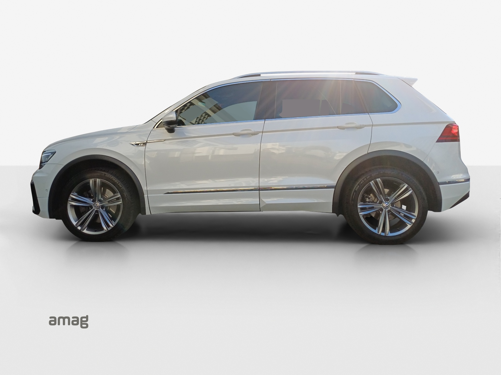 VW Tiguan 2.0TSI R-Line Highline 4Motion DSG-image-5