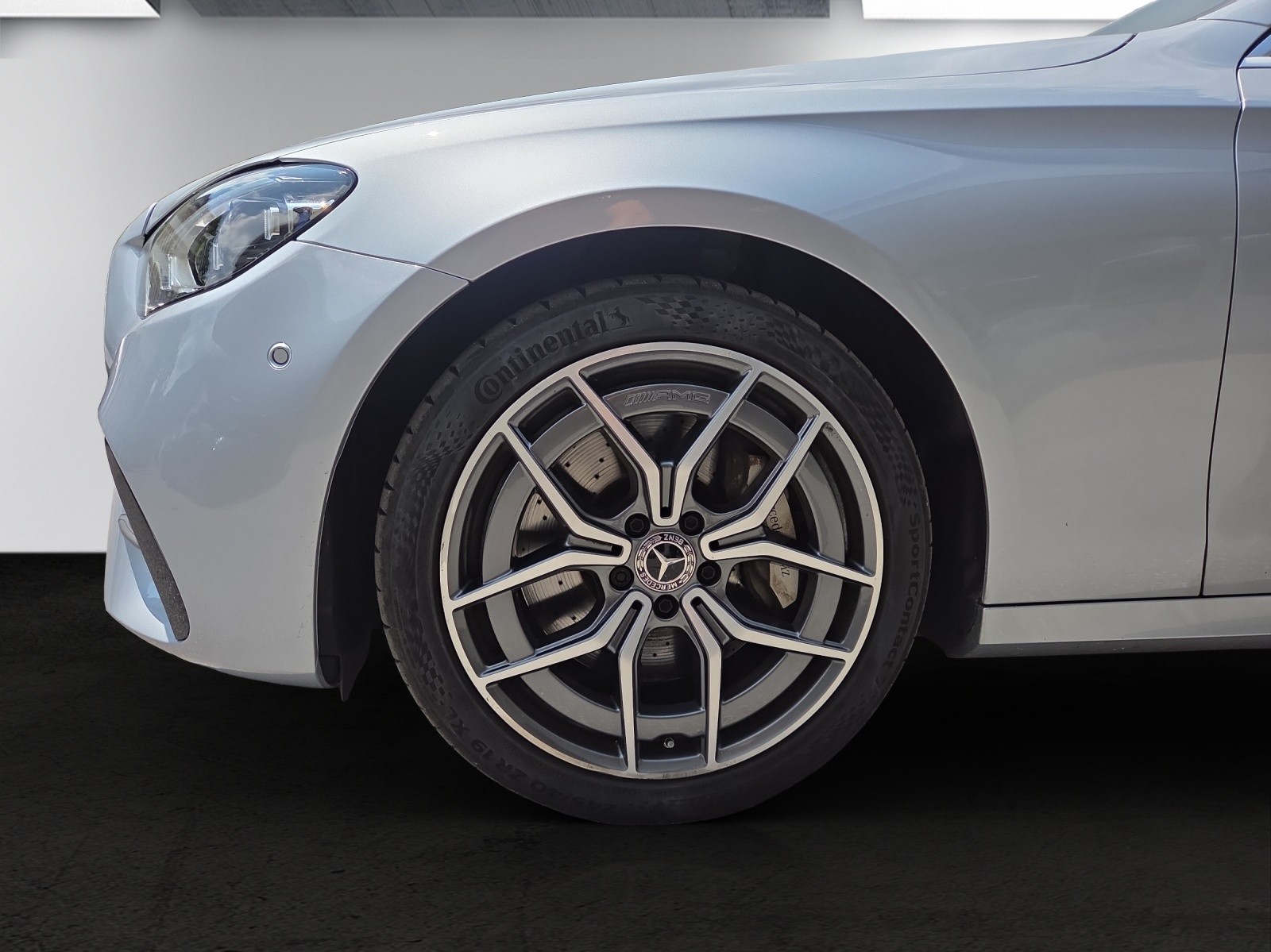 MERCEDES-BENZ E 450 T 4Matic AMG Line 9G-Tronic-image-8