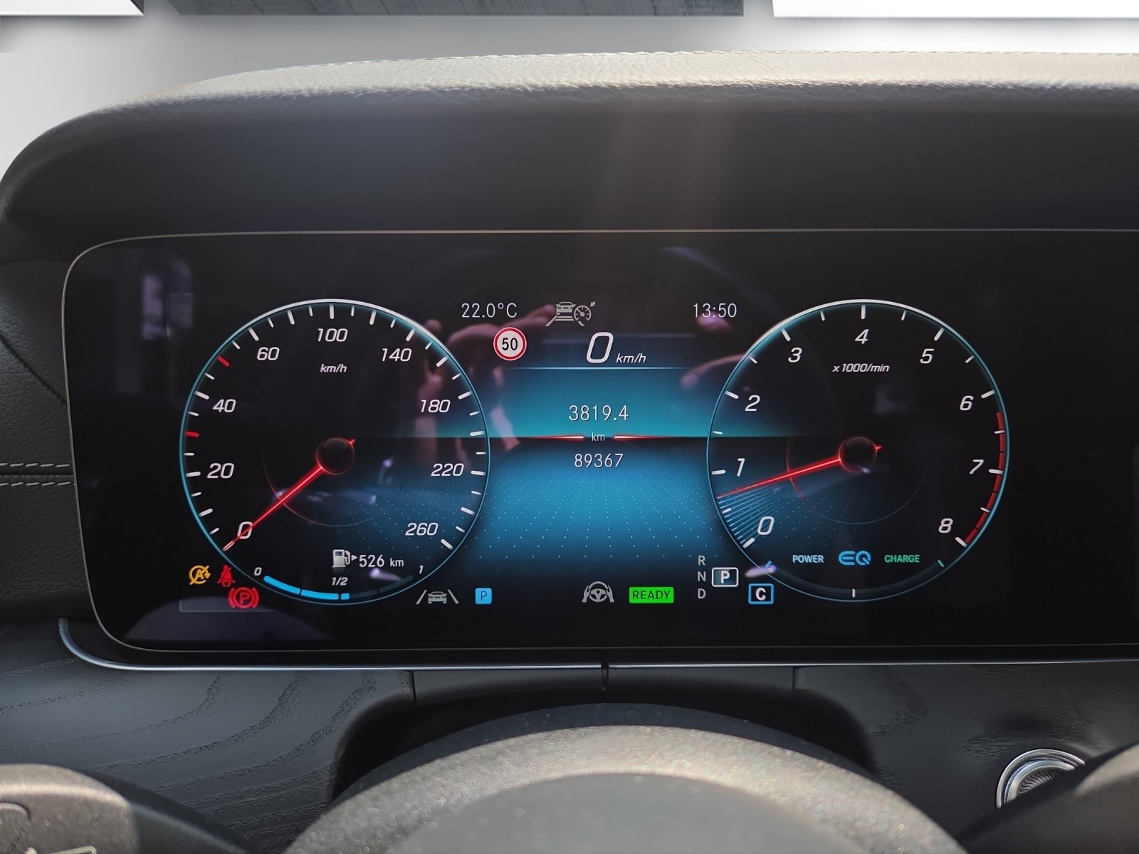 MERCEDES-BENZ E 450 T 4Matic AMG Line 9G-Tronic-image-16