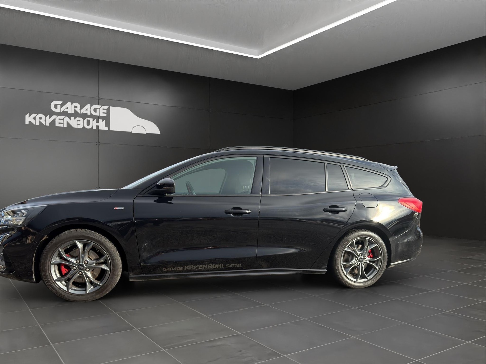 FORD Focus Station Wagon 1.0i EcoB 125 ST-Line X-image-2
