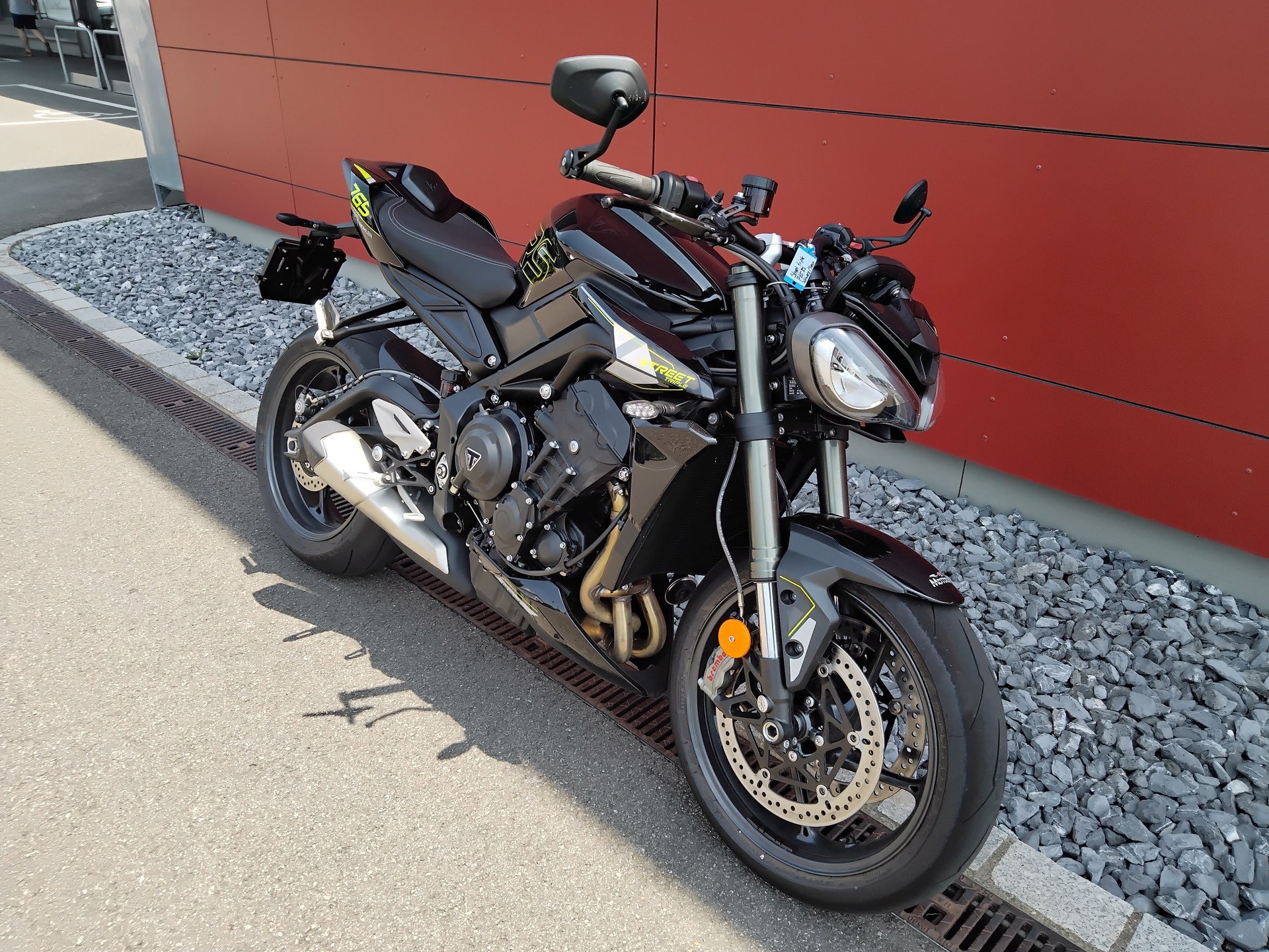 TRIUMPH Street Triple RS 765-showroom-element-3