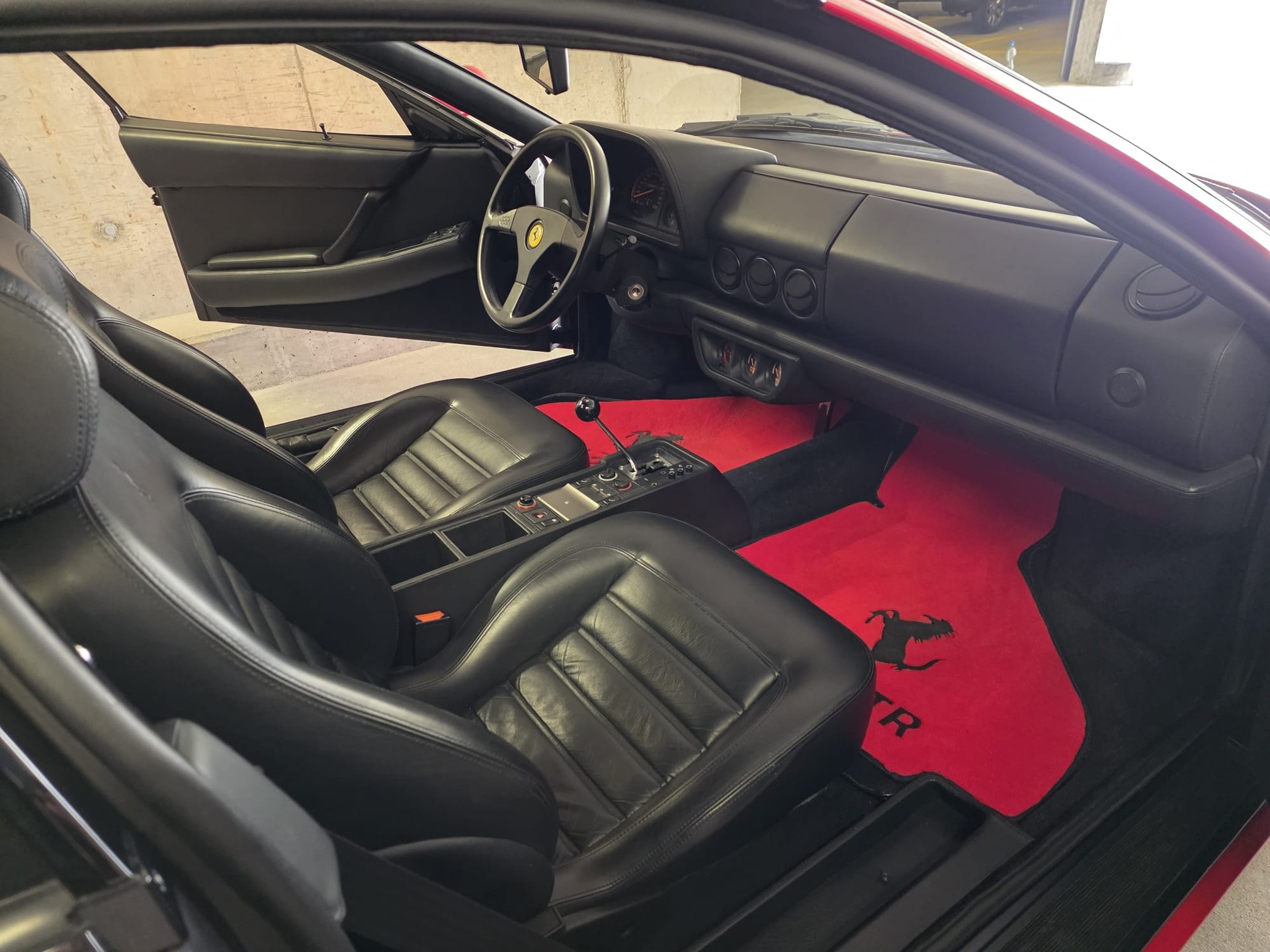 FERRARI 512 TR-image-12