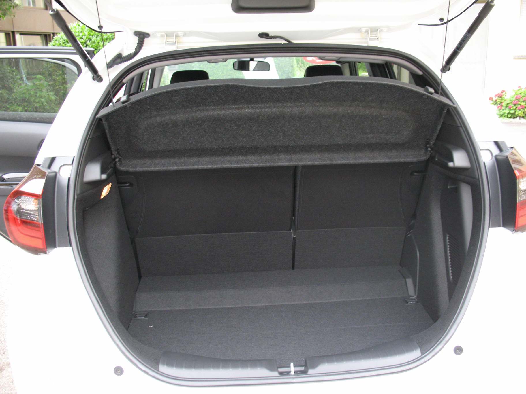 HONDA Jazz 1.5 i-MMD Executive-image-8