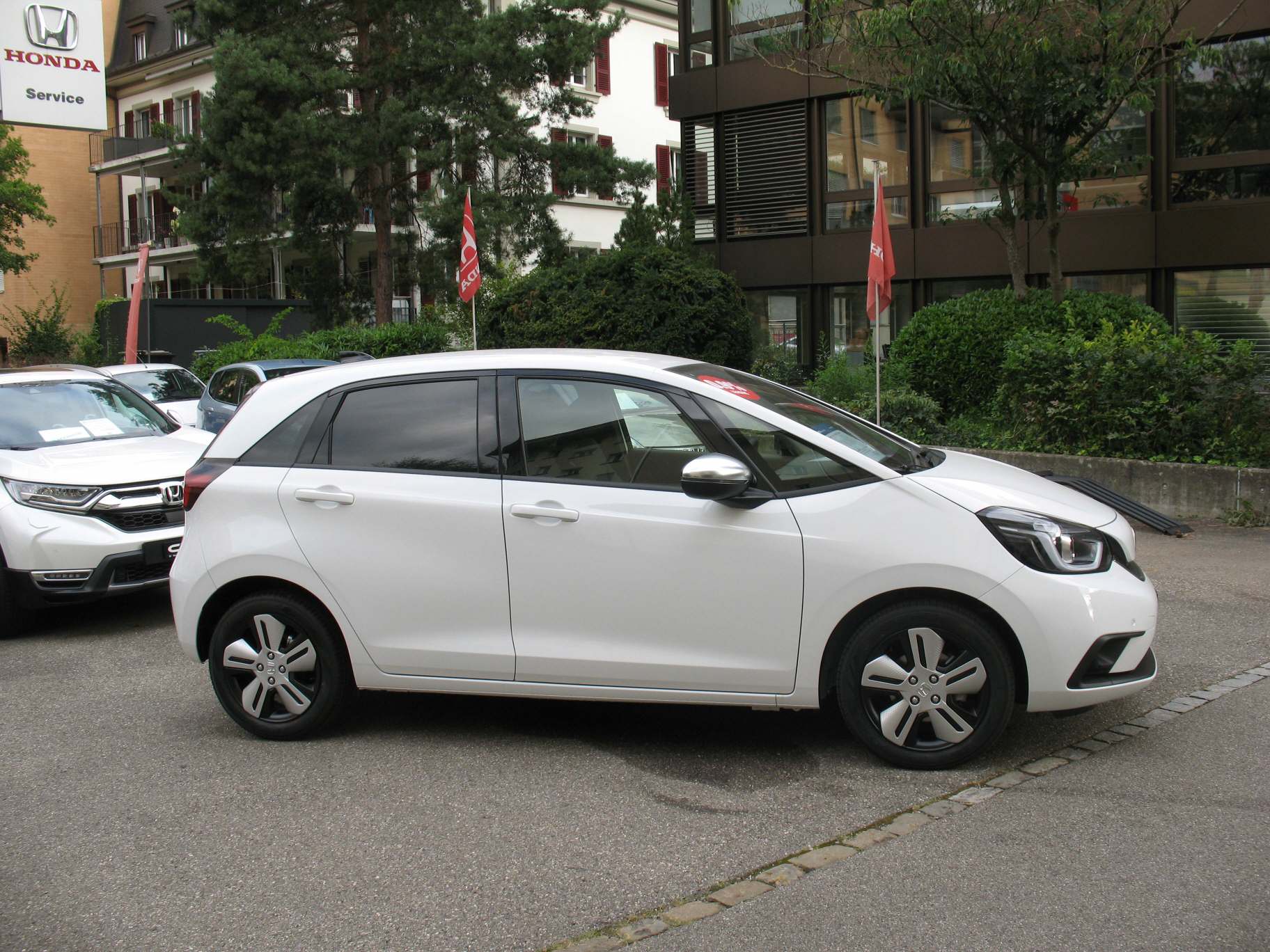 HONDA Jazz 1.5 i-MMD Executive-image-1