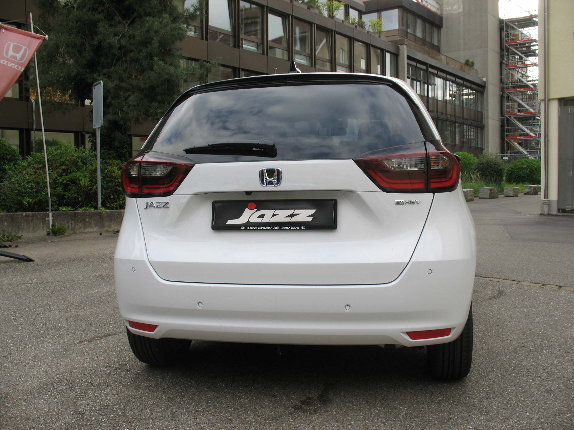 HONDA Jazz 1.5 i-MMD Executive-image-10