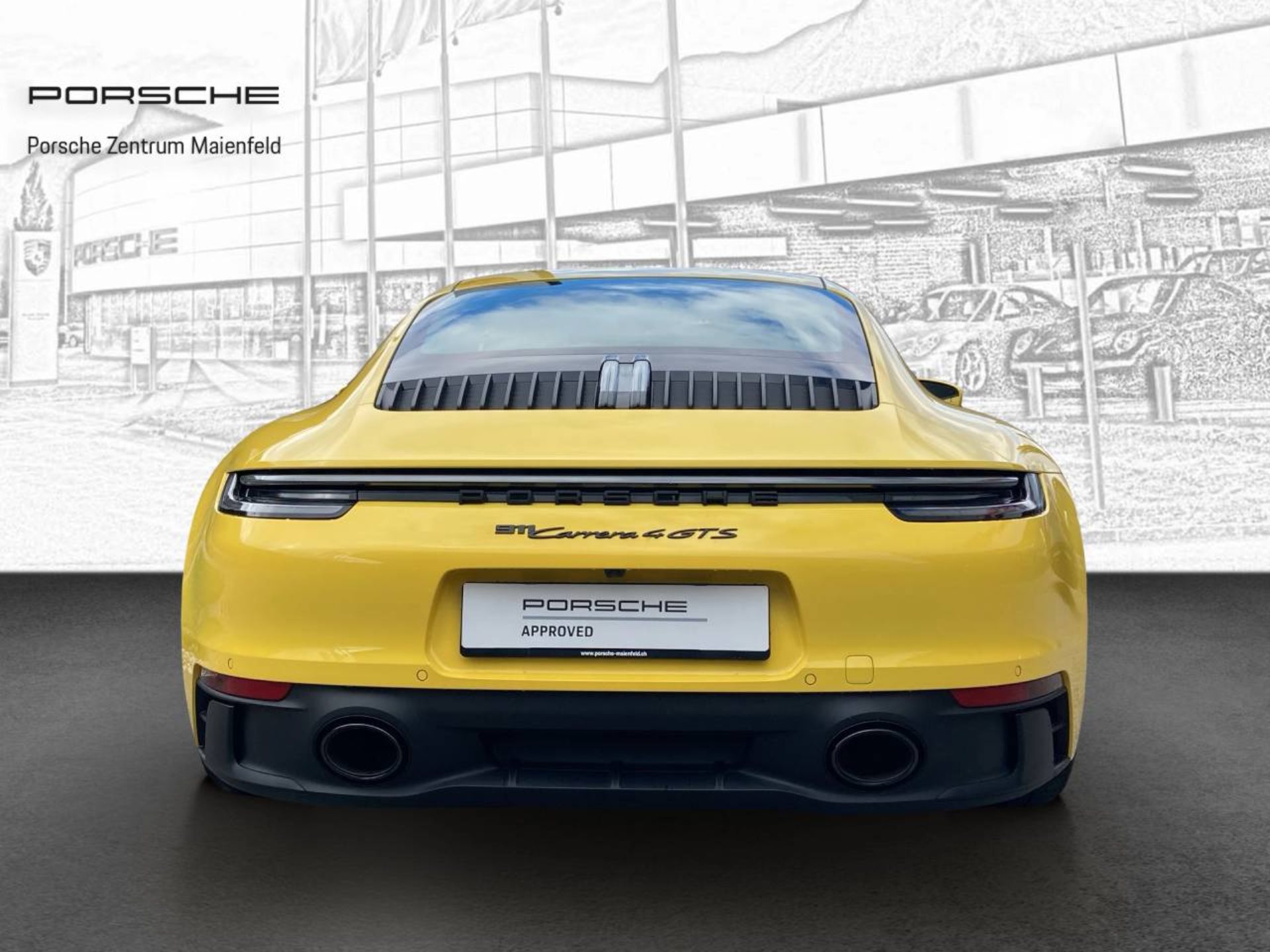 PORSCHE 911 Carrera 4 GTS-image-2