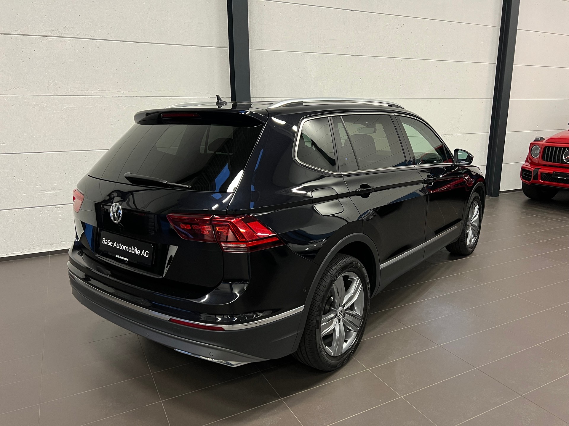 VW Tiguan Allspace 2.0 TDI SCR Highline 4Motion DSG-image-10