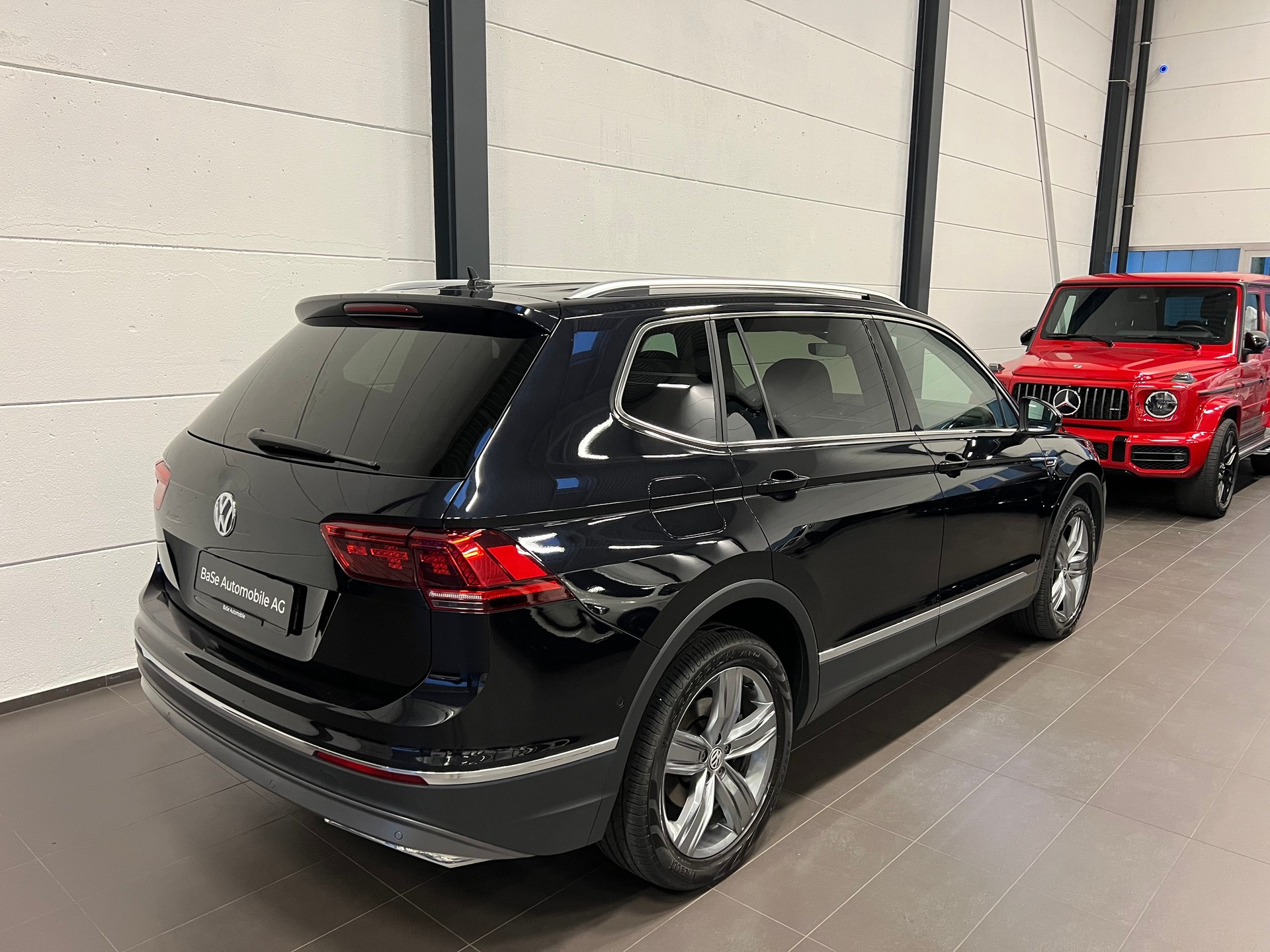 VW Tiguan Allspace 2.0 TDI SCR Highline 4Motion DSG-image-12