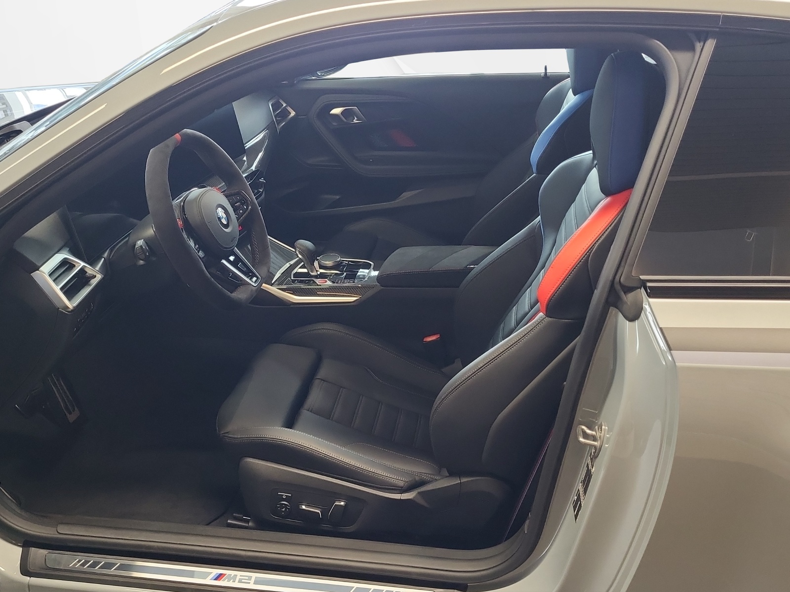 BMW M2 Steptronic-image-9