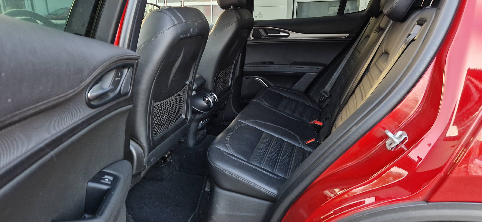 ALFA ROMEO Stelvio 2.0 Q4 280 Ti-image-10