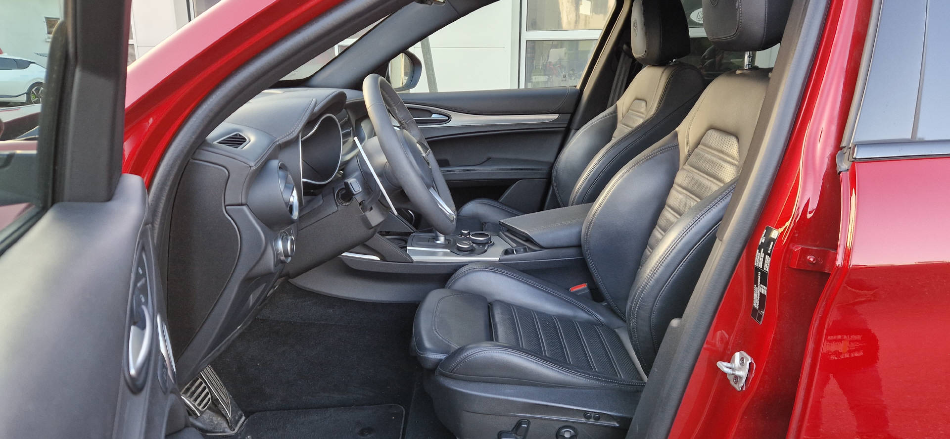 ALFA ROMEO Stelvio 2.0 Q4 280 Ti-image-3
