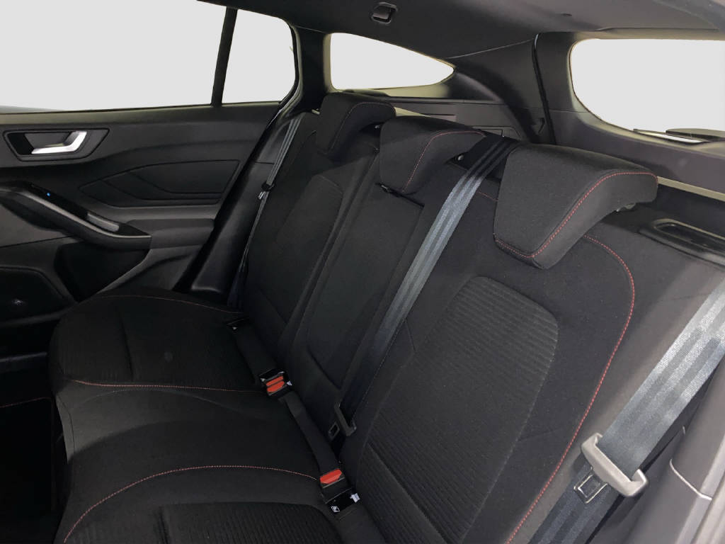 FORD Focus SW 1.0i EcoB Hybrid 155 ST-Line X-image-12