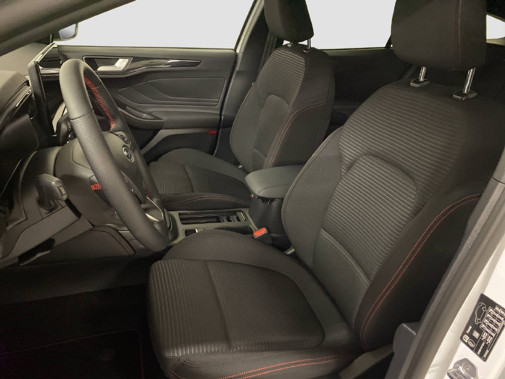 FORD Focus SW 1.0i EcoB Hybrid 155 ST-Line X-image-5