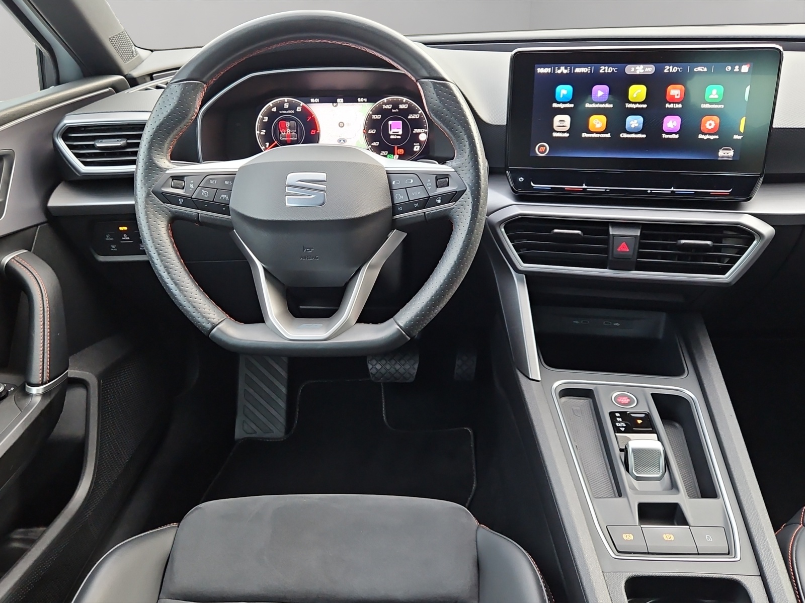 SEAT Leon 1.5 eTSI mHEV DSG Hola FR-image-9