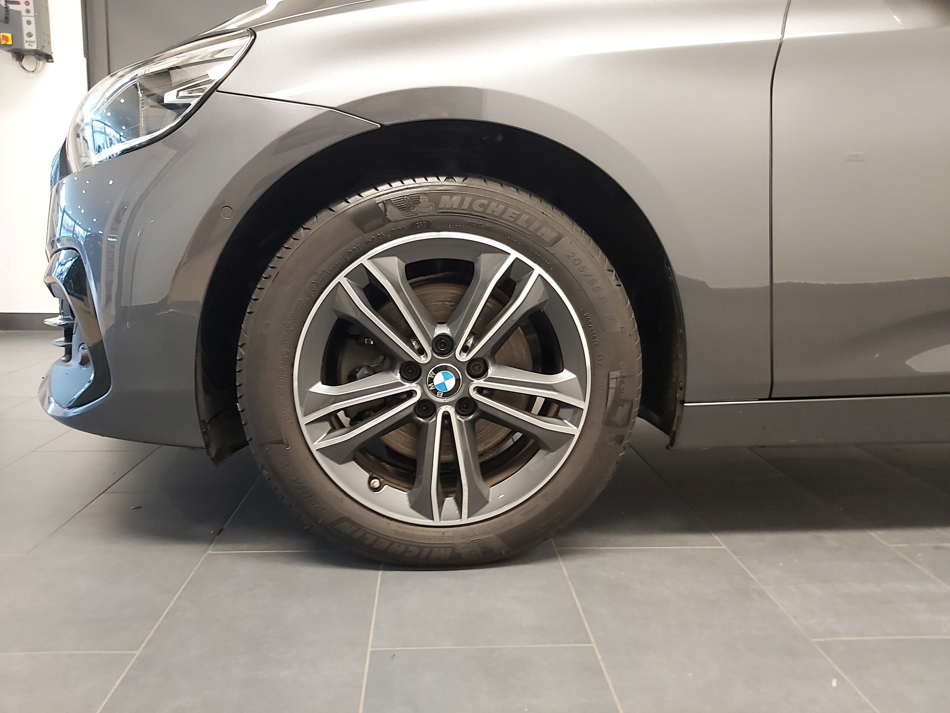 BMW 218d xDrive Active Tourer Sport Line-image-2