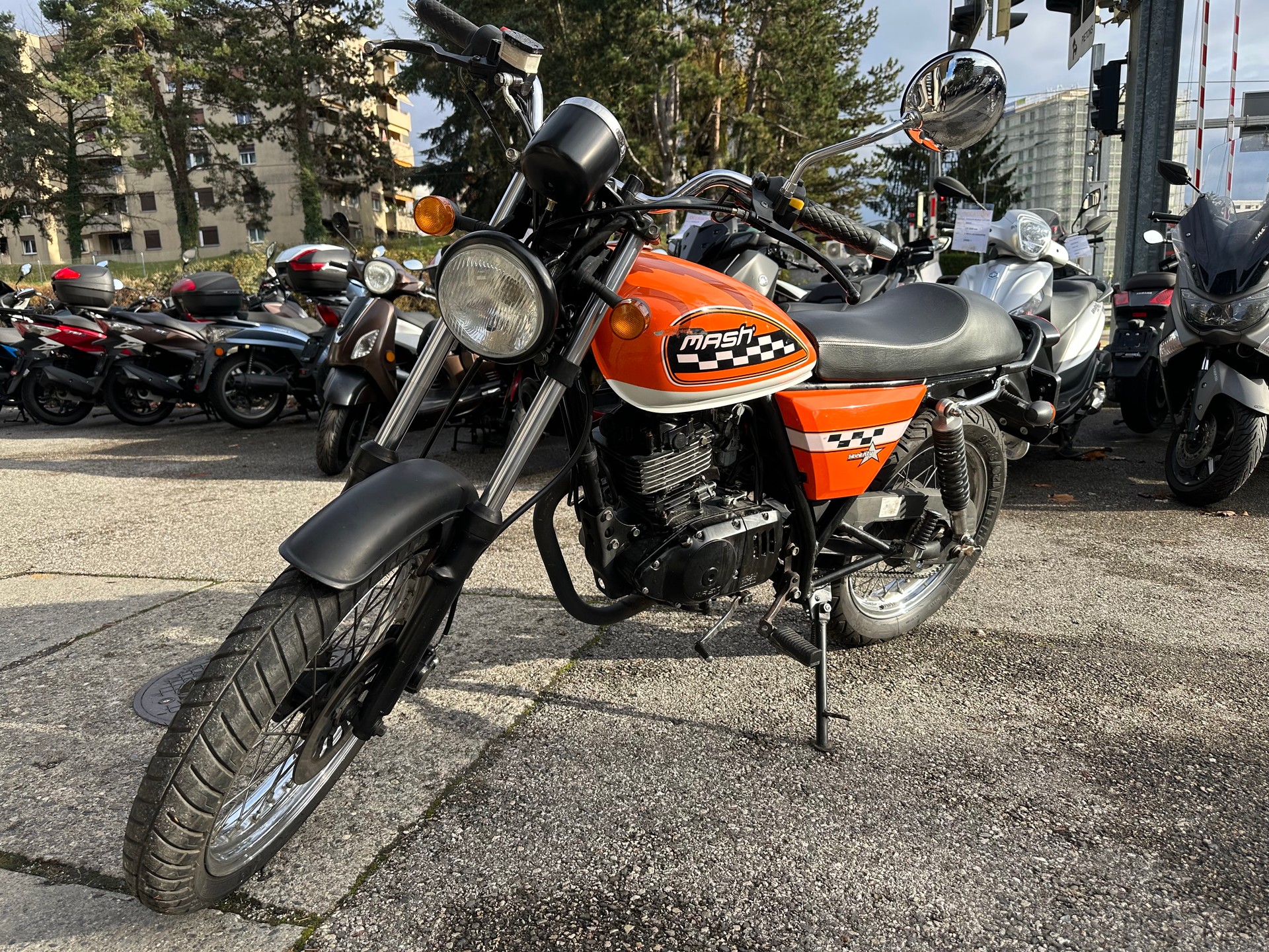 MASH 125 Seventy Five-image-2