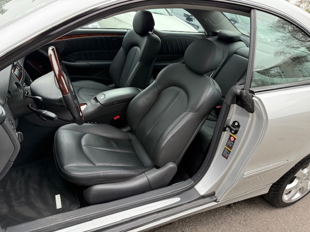 MERCEDES-BENZ CLK 500 Elégance 7G-Tronic-image-7