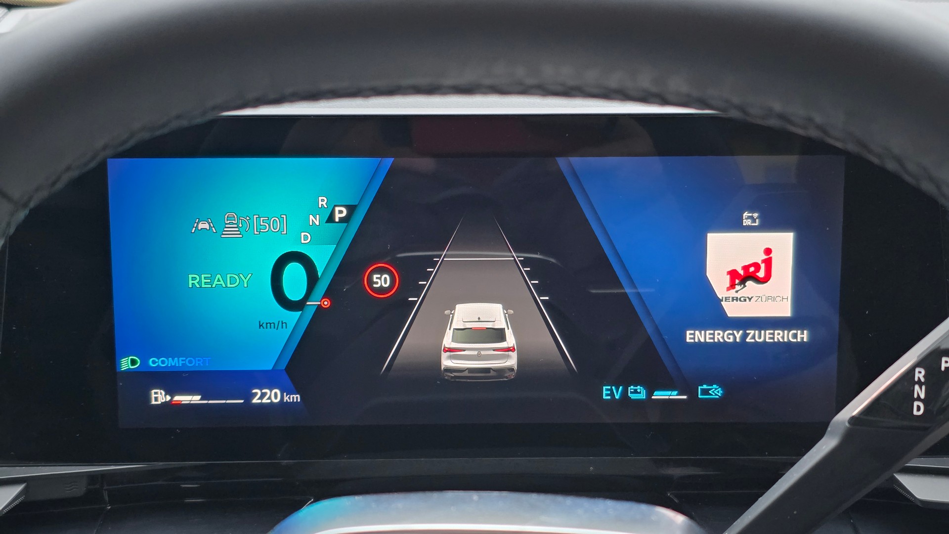 RENAULT Rafale 1.2 E-Tech Hybrid 200 Techno-image-19