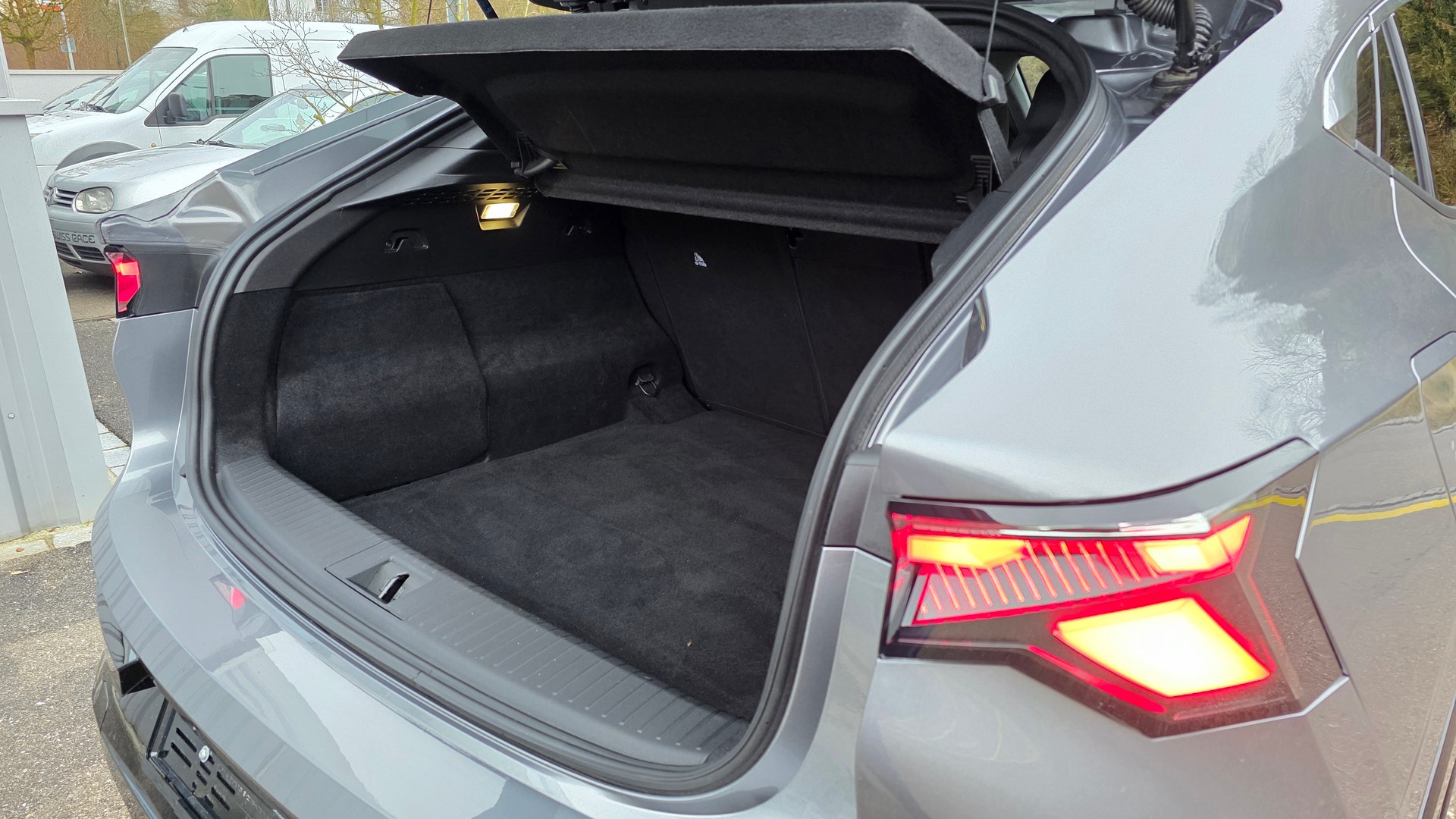 RENAULT Rafale 1.2 E-Tech Hybrid 200 Techno-image-7
