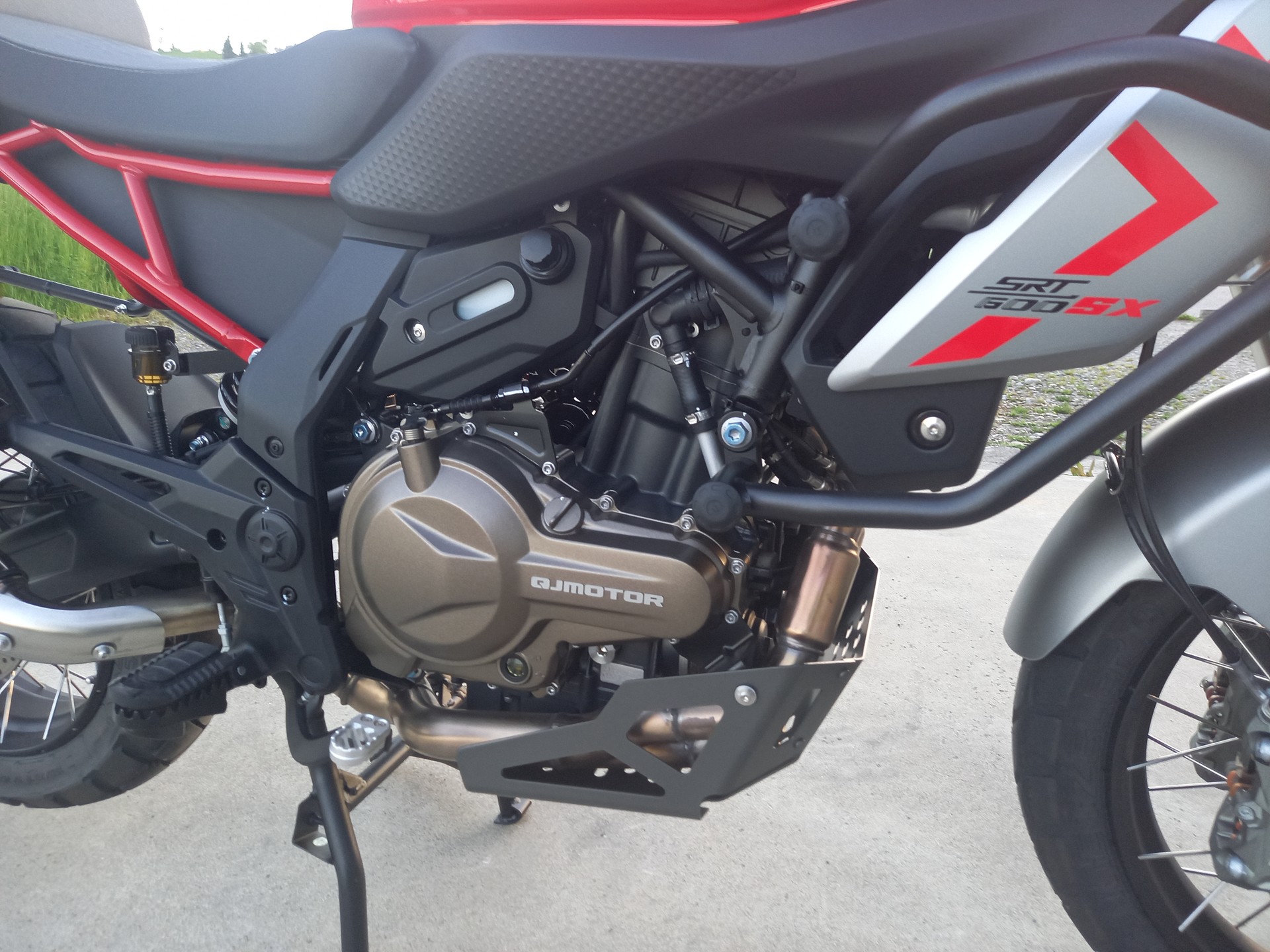 QJ SRT 600 SX-image-13