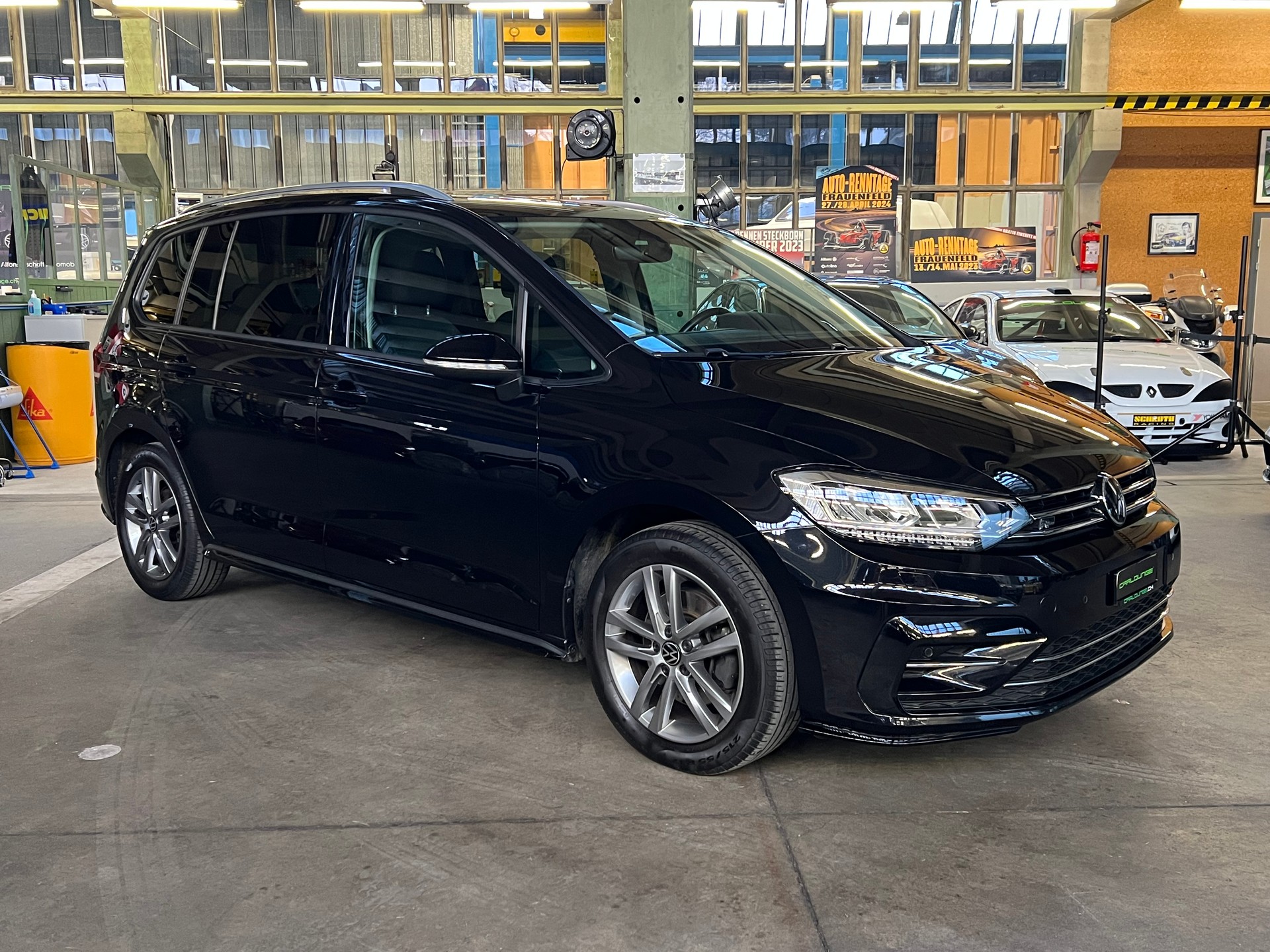 VW Touran R-Line / 1.5 TSI EVO / Comfortline / 7-Plätzer / DSG Automat