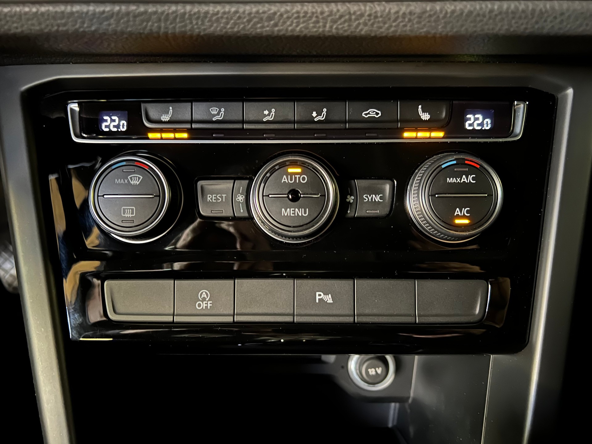 VW Touran R-Line / 1.5 TSI EVO / Comfortline / 7-Plätzer / DSG Automat-image-8
