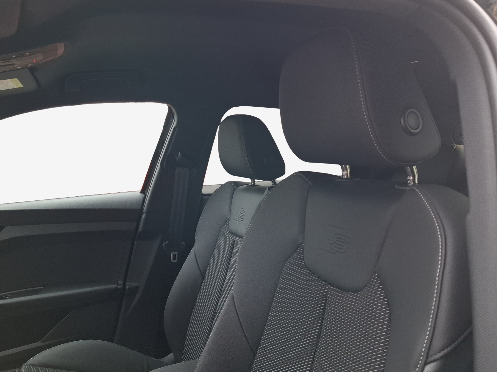 AUDI A1 allstreet 30 TFSI Attraction S-tronic-image-13