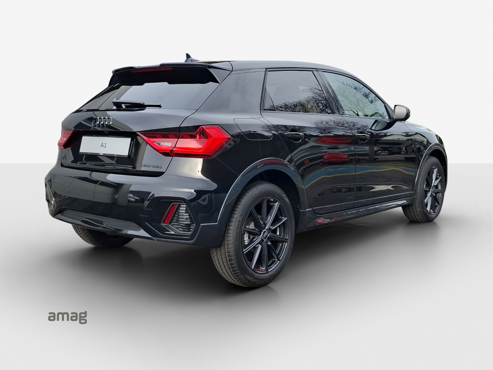 AUDI A1 allstreet 30 TFSI Attraction S-tronic-image-4