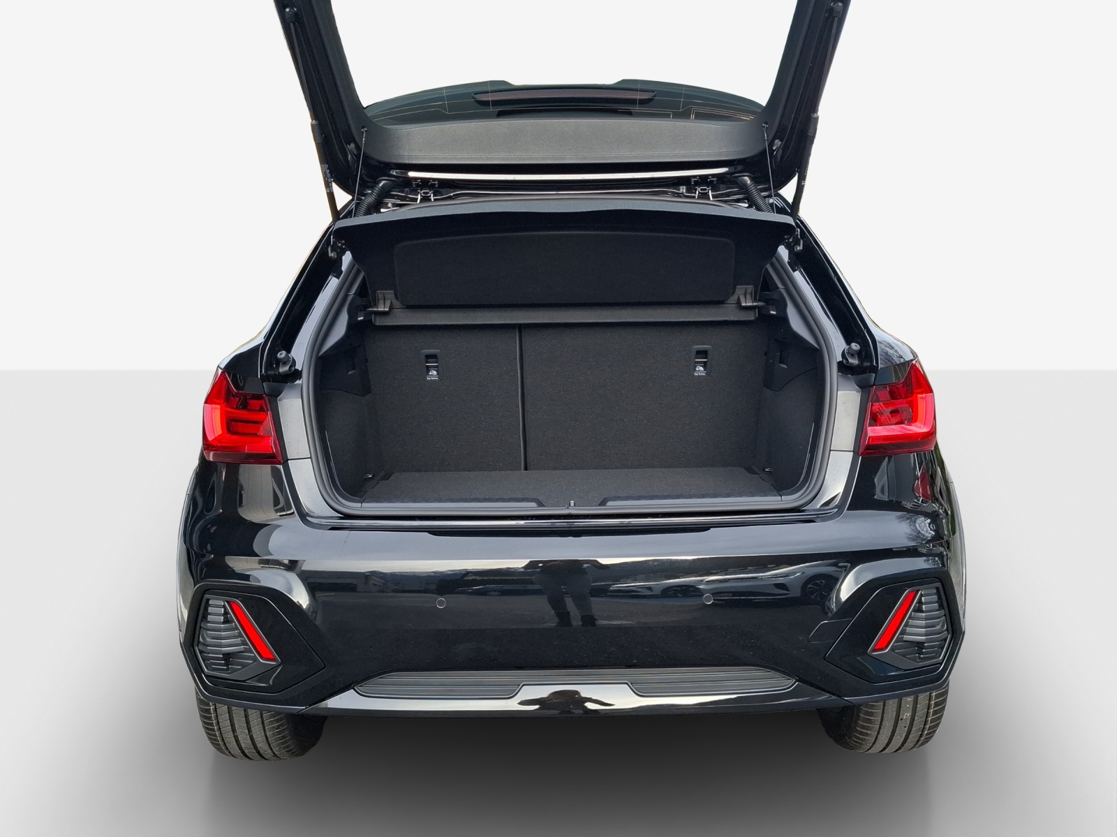 AUDI A1 allstreet 30 TFSI Attraction S-tronic-image-12