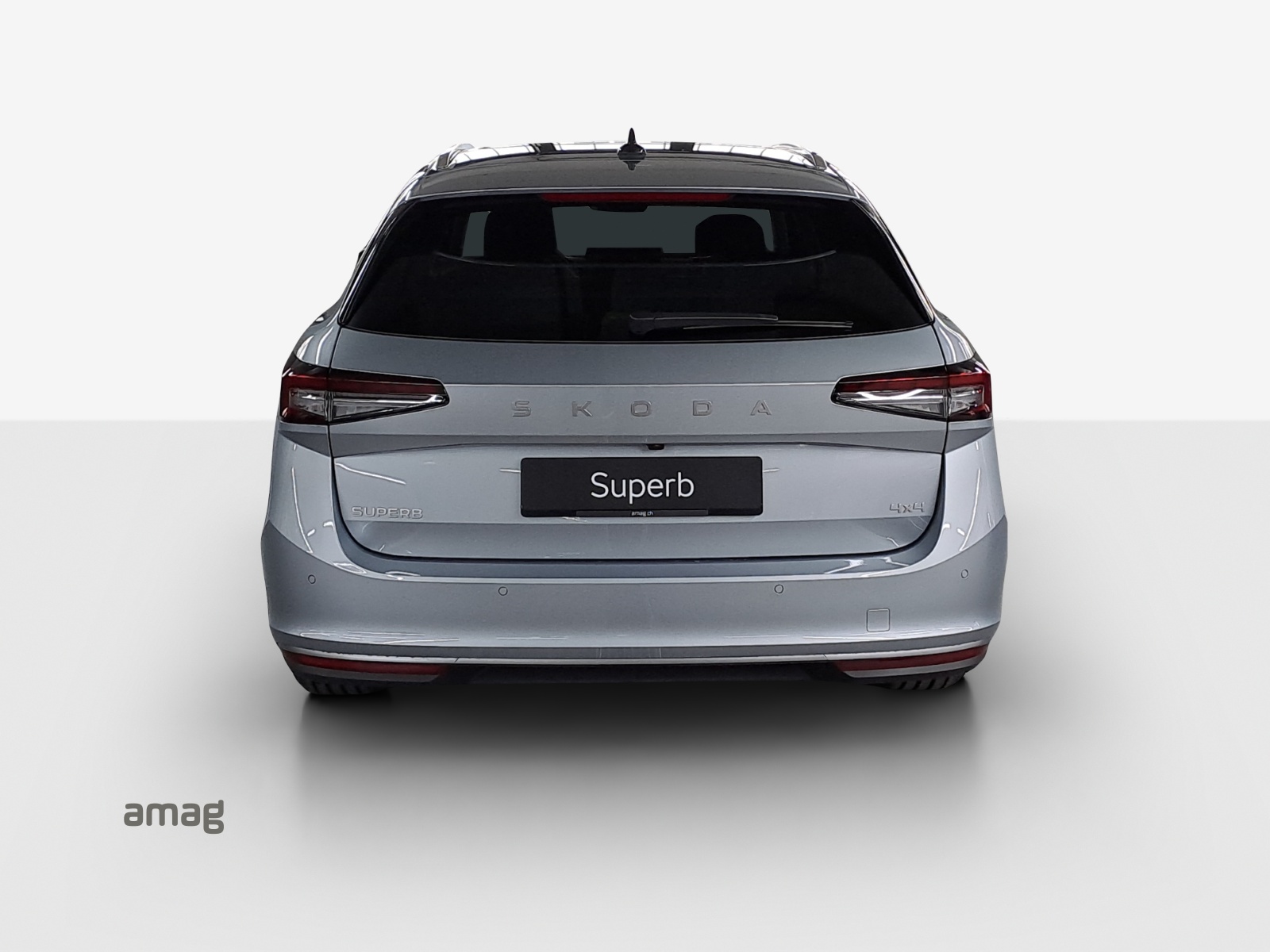 SKODA Superb Combi 2.0 TDi L&K 4x4 DSG-image-3