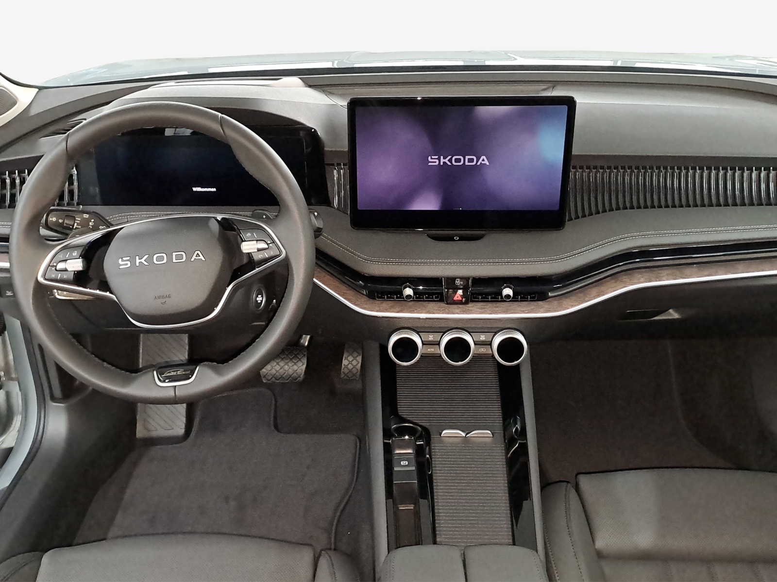 SKODA Superb Combi 2.0 TDi L&K 4x4 DSG-image-10