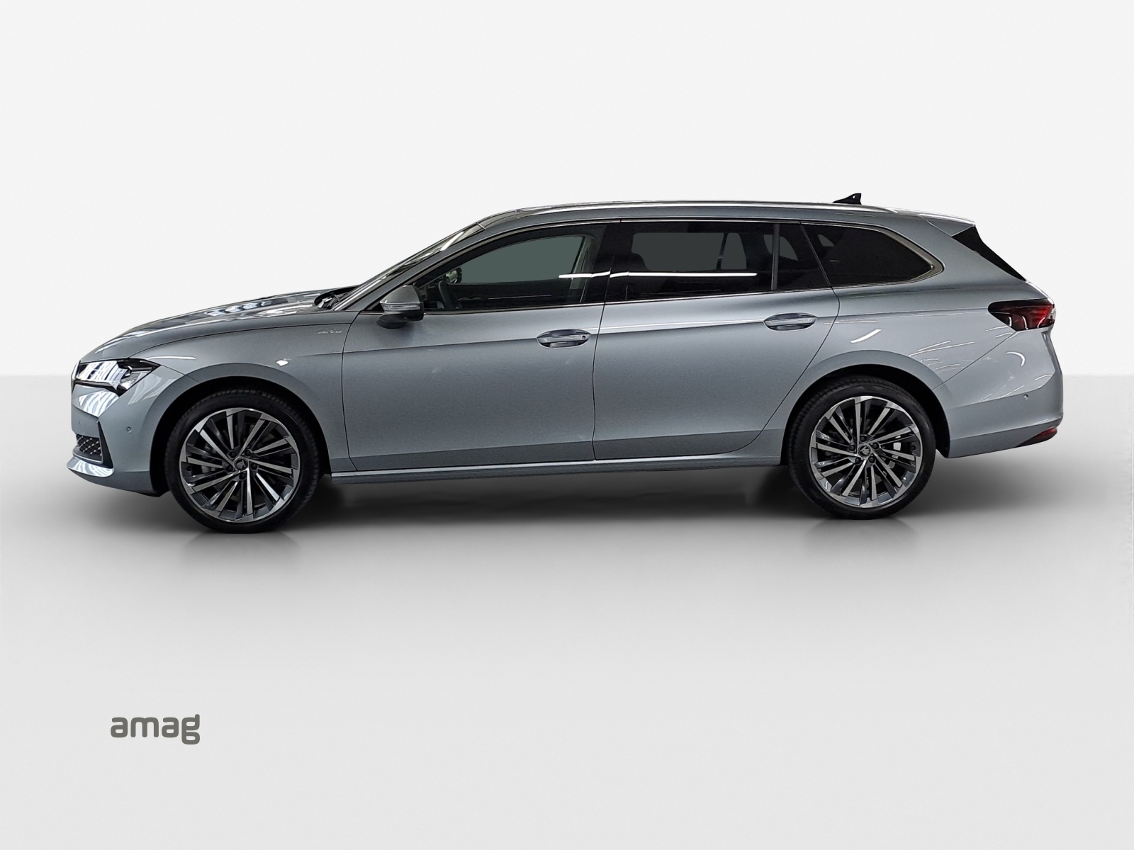 SKODA Superb Combi 2.0 TDi L&K 4x4 DSG-image-1