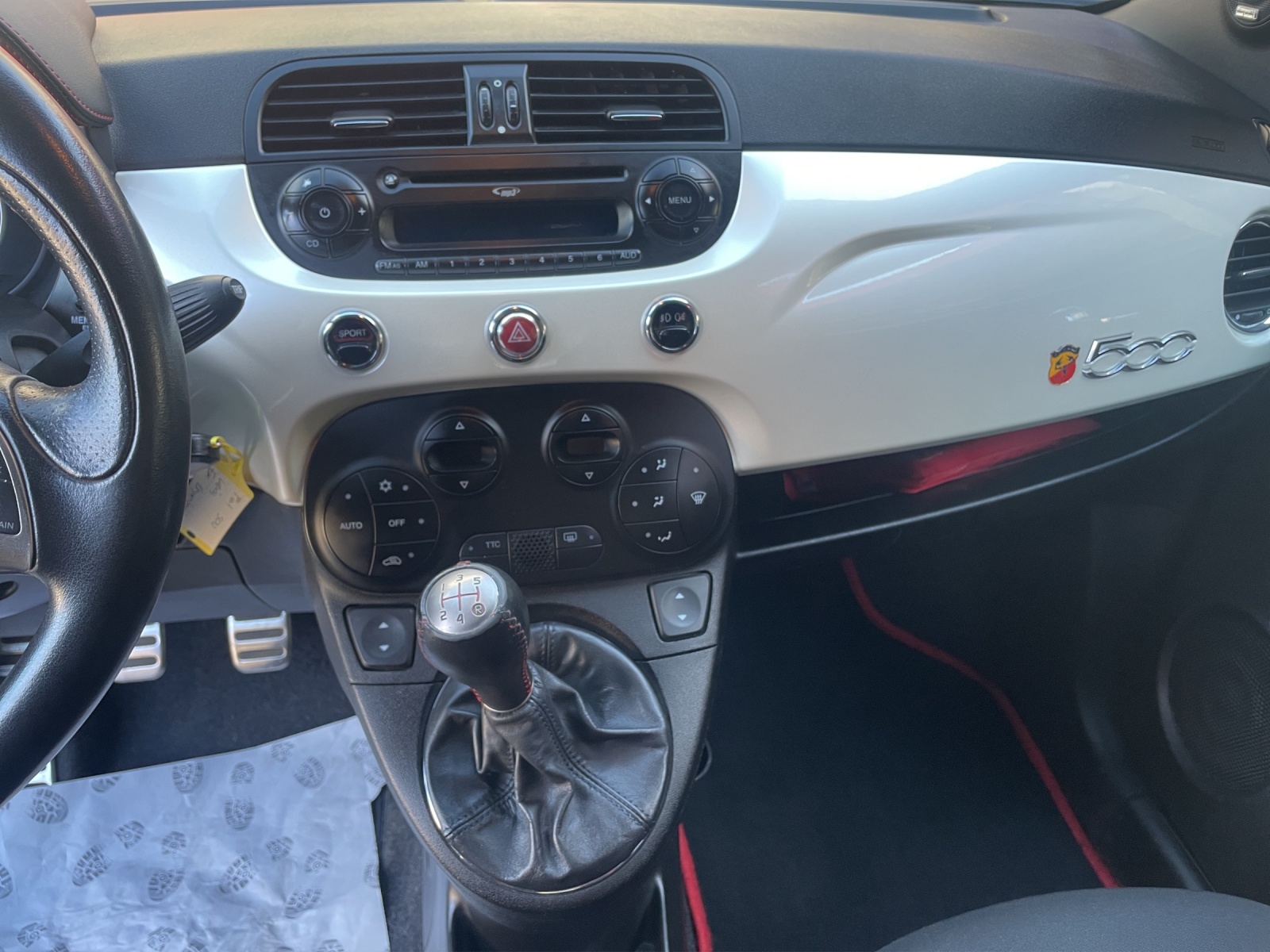 FIAT 500 1.4 16V Turbo Abarth-image-6