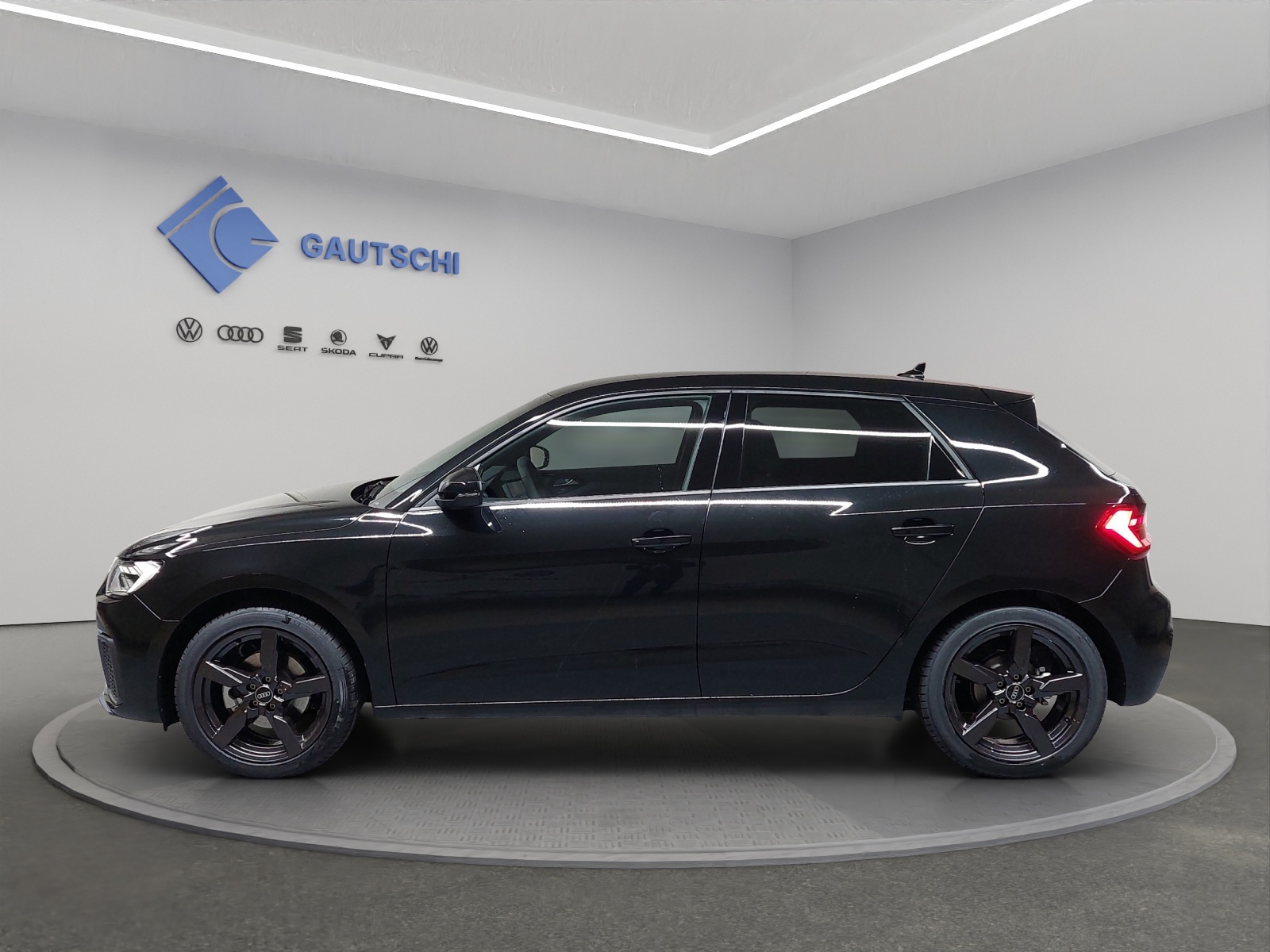 AUDI A1 Sportback 30 TFSI Attraction S-tronic-image-1