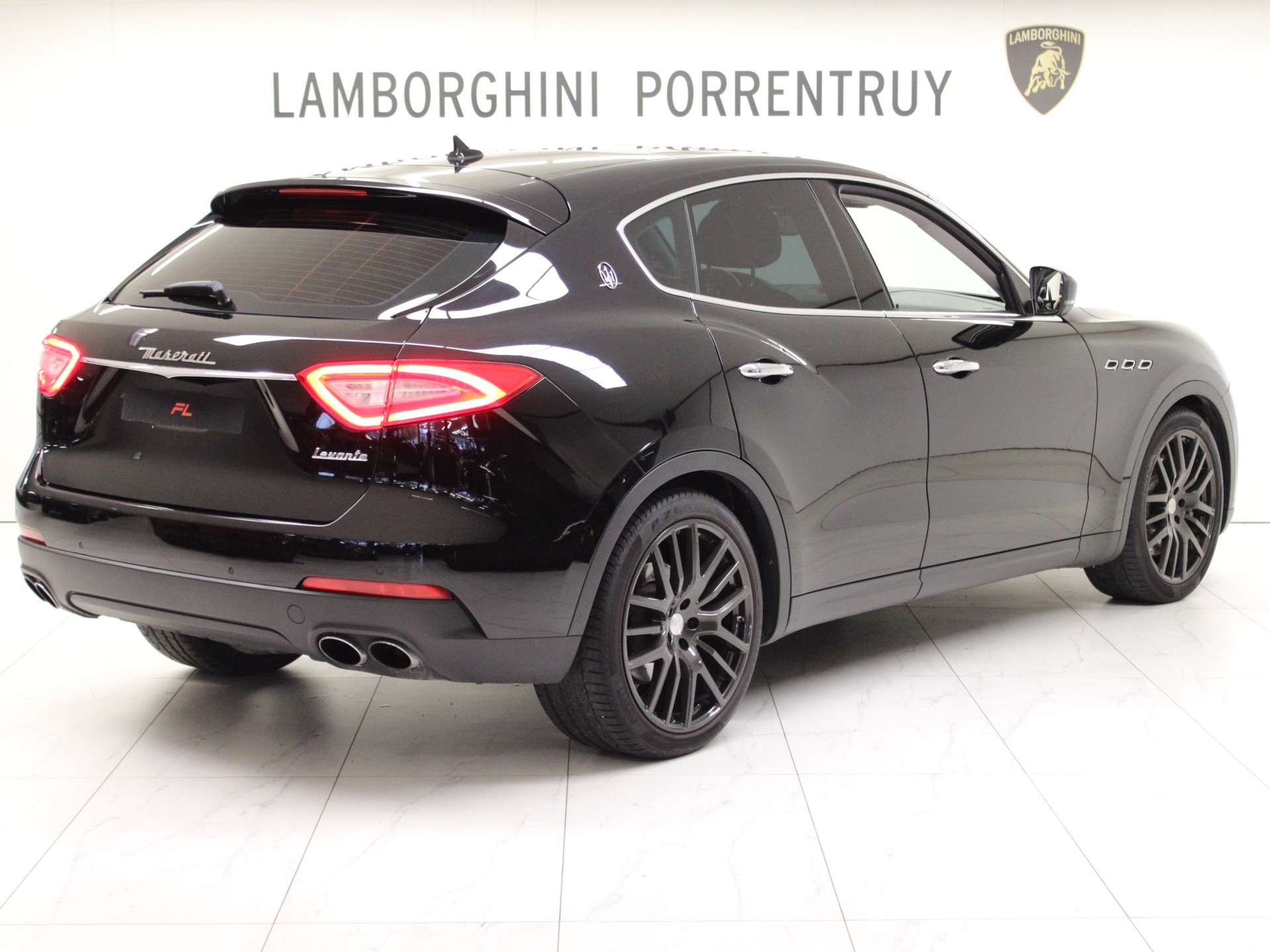MASERATI Levante S 3.0 V6 Automatica-image-2