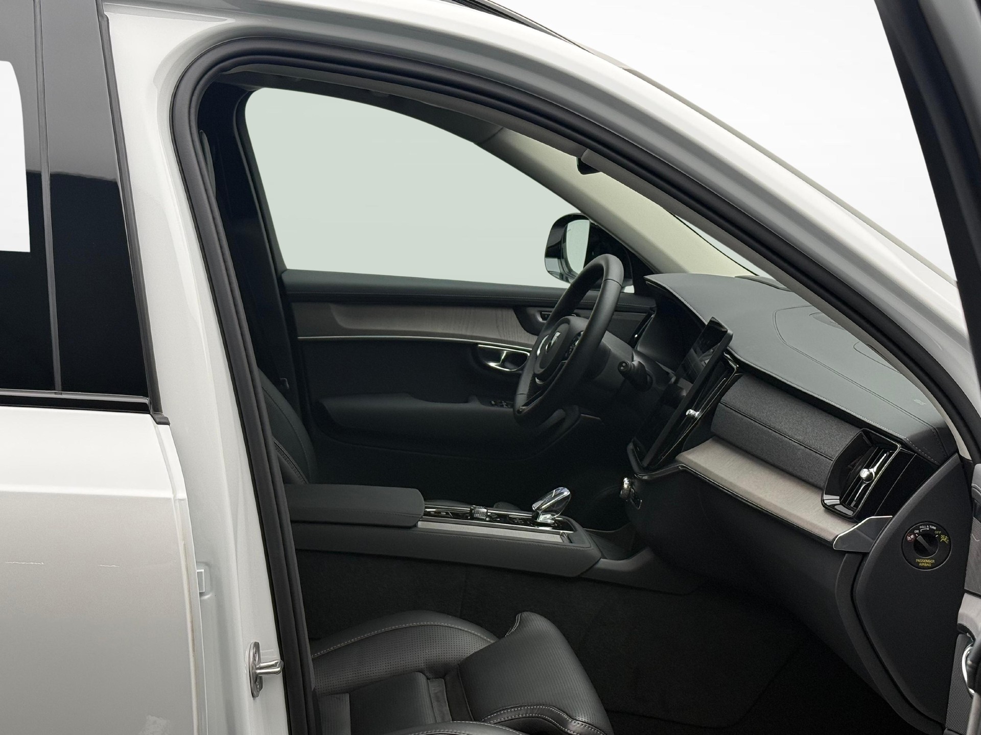 VOLVO XC90 2.0 T8 TE Plus Dark eAWD-image-20