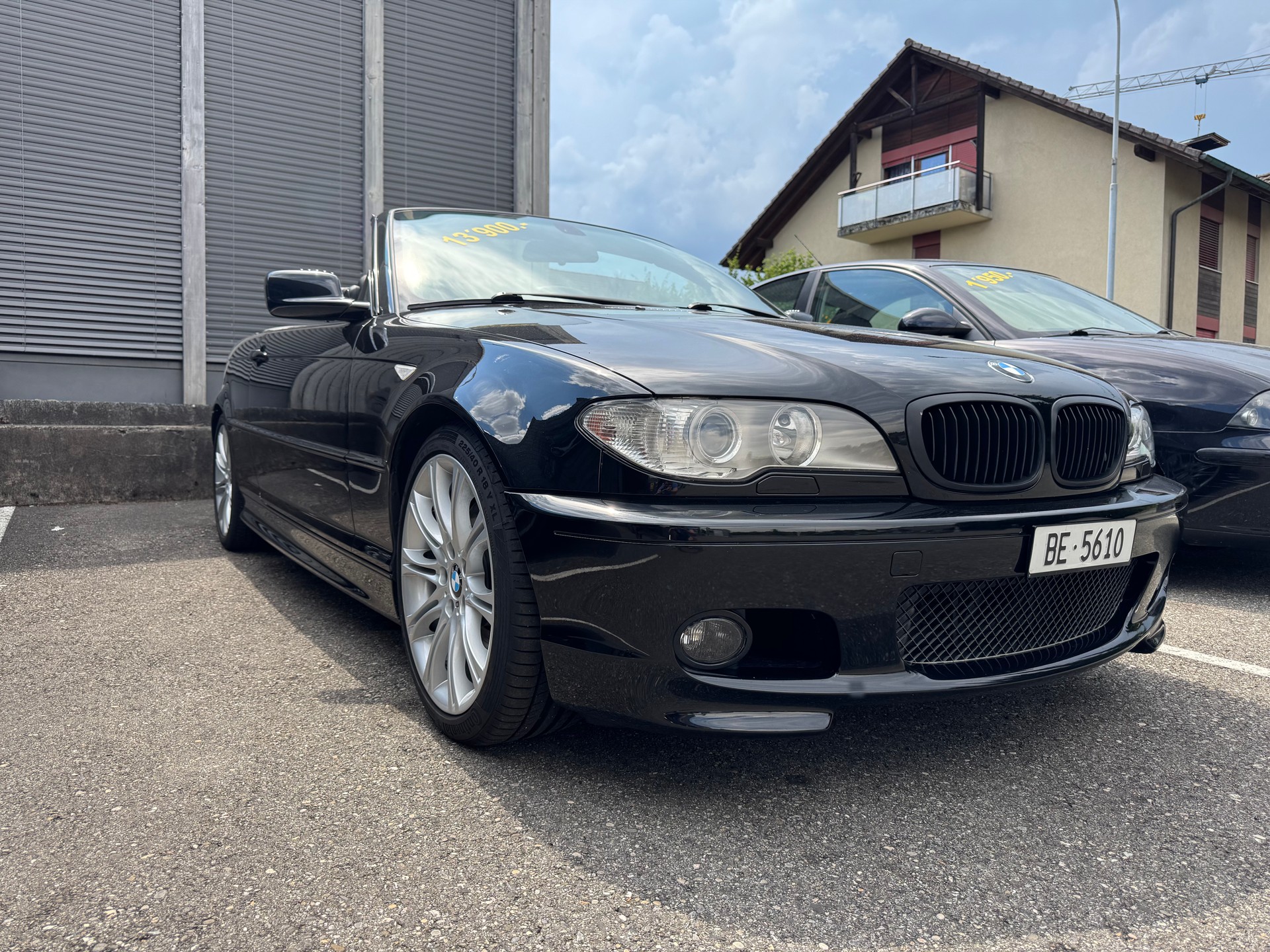 BMW 330Ci Cabriolet-image-0