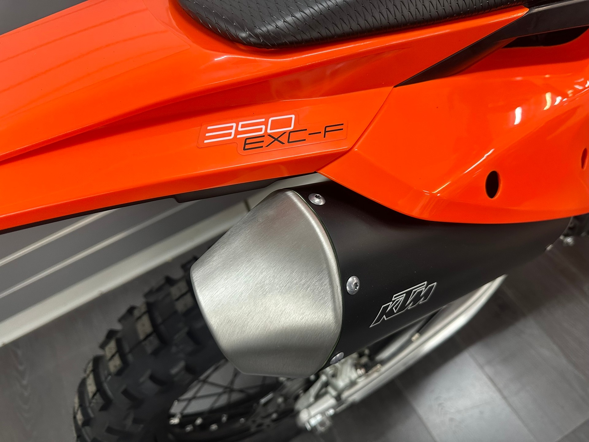 KTM 350 EXC-F-showroom-element-3