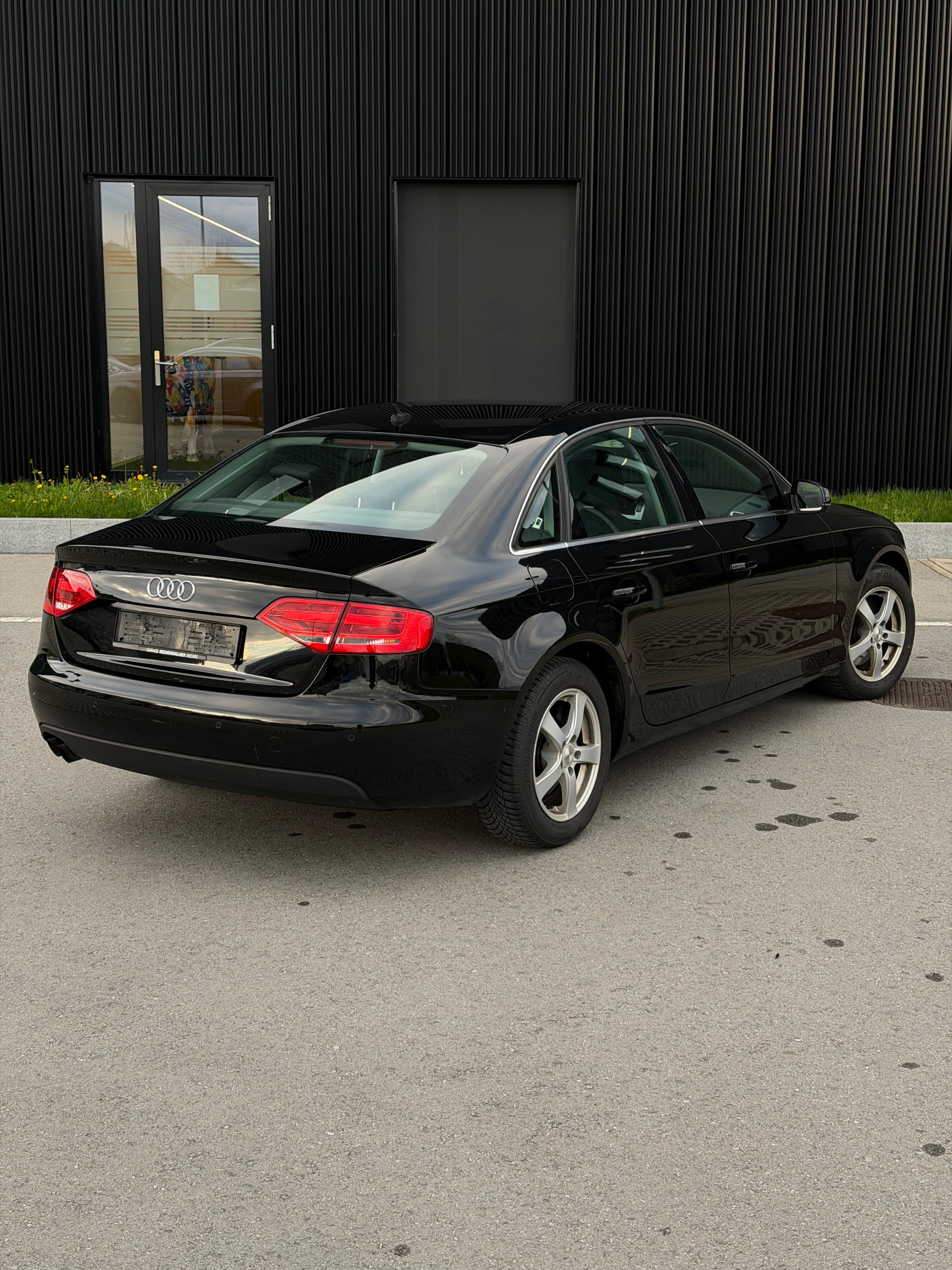 AUDI A4 Limousine 1.8 TFSI-image-11