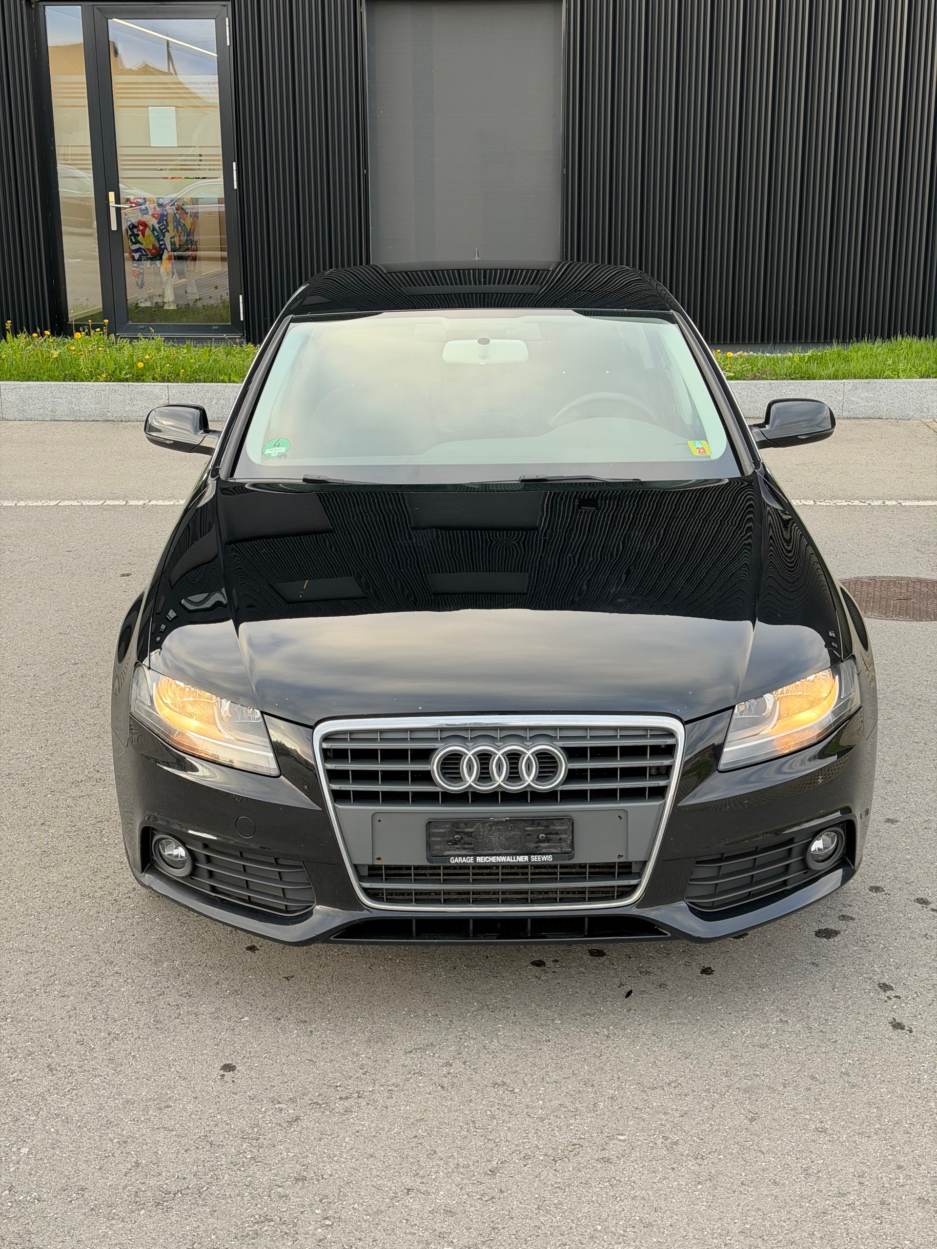AUDI A4 Limousine 1.8 TFSI-image-1