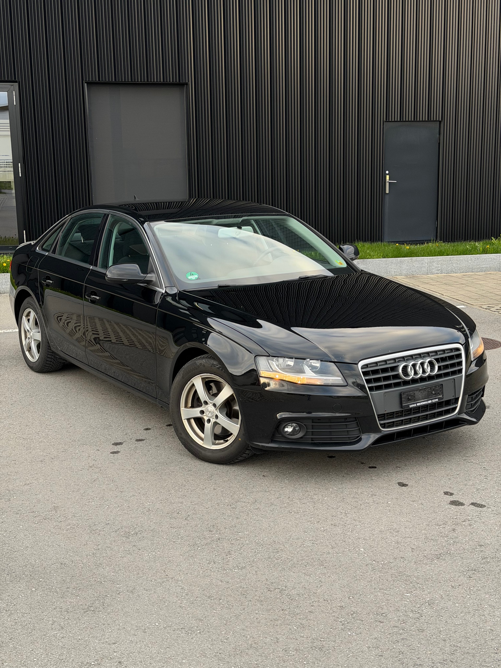 AUDI A4 Limousine 1.8 TFSI-image-0