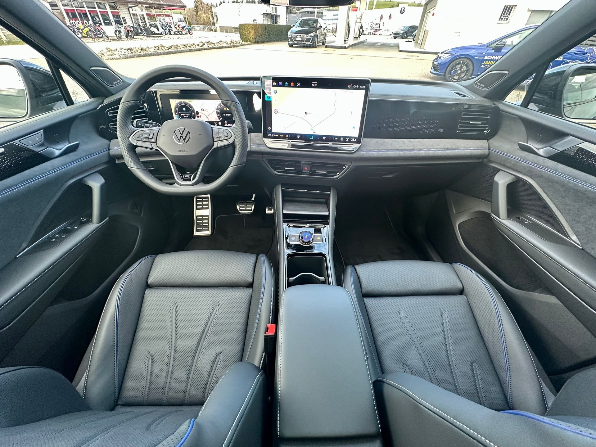 VW Tiguan 2.0 TSI DSG R-Line United 4Motion-image-20