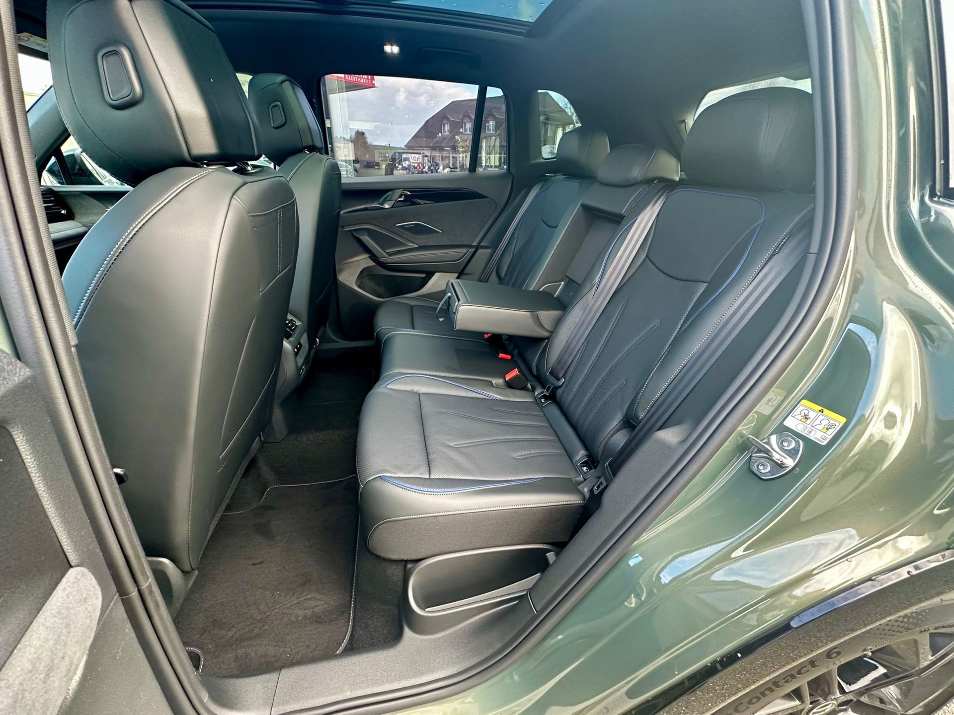 VW Tiguan 2.0 TSI DSG R-Line United 4Motion-image-26