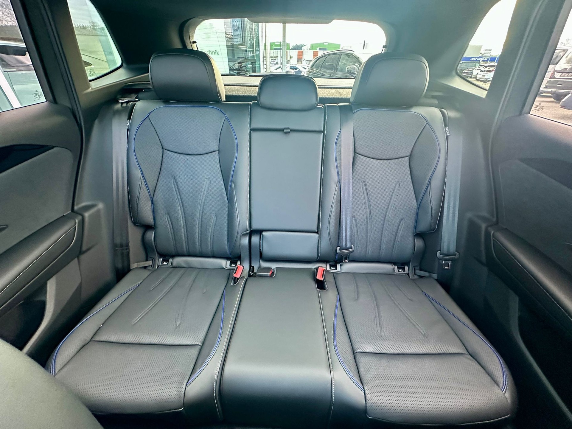 VW Tiguan 2.0 TSI DSG R-Line United 4Motion-image-24