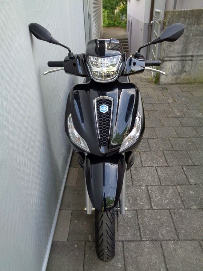 PIAGGIO MEDLEY 200 ABS E5-showroom-element-2