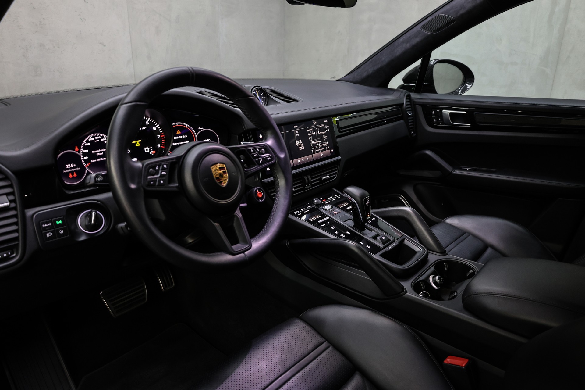 PORSCHE Cayenne Turbo GT Coupé-image-15