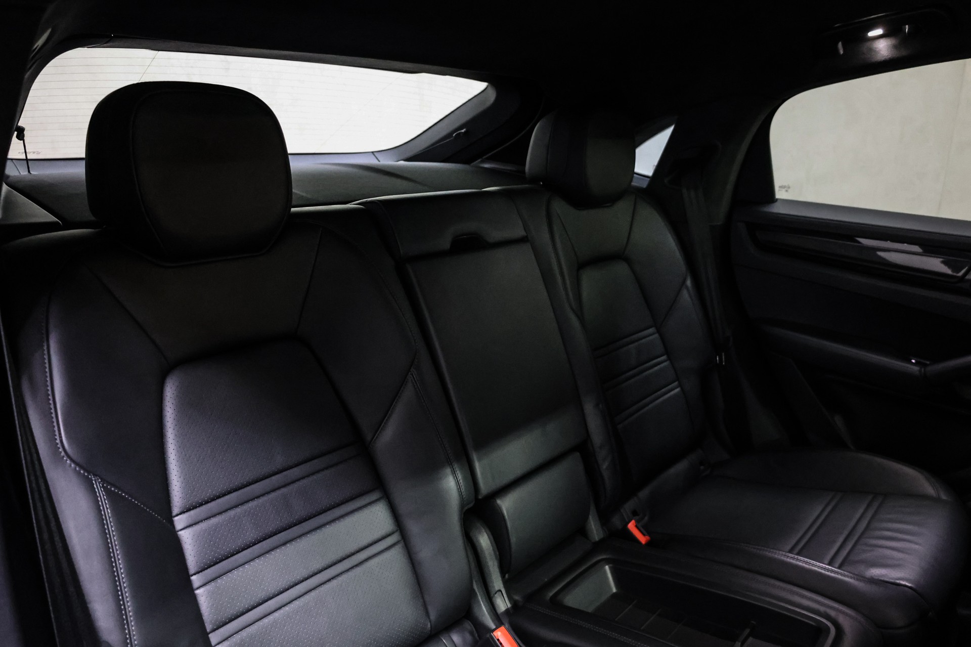 PORSCHE Cayenne Turbo GT Coupé-image-30